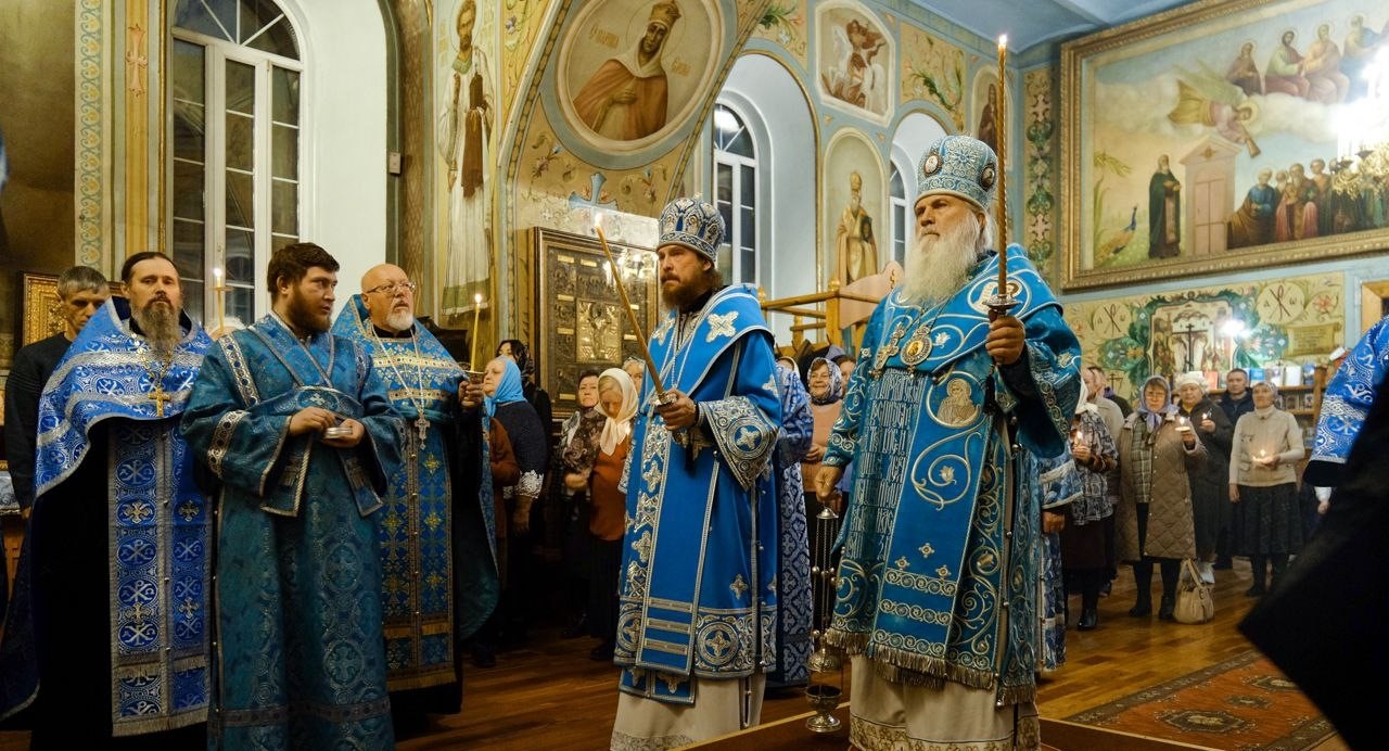 ВСЕНОЩНОЕ БДЕНИЕ В НИКОЛЬСКОМ СОБОРНОМ ХРАМЕ Г. САТКА