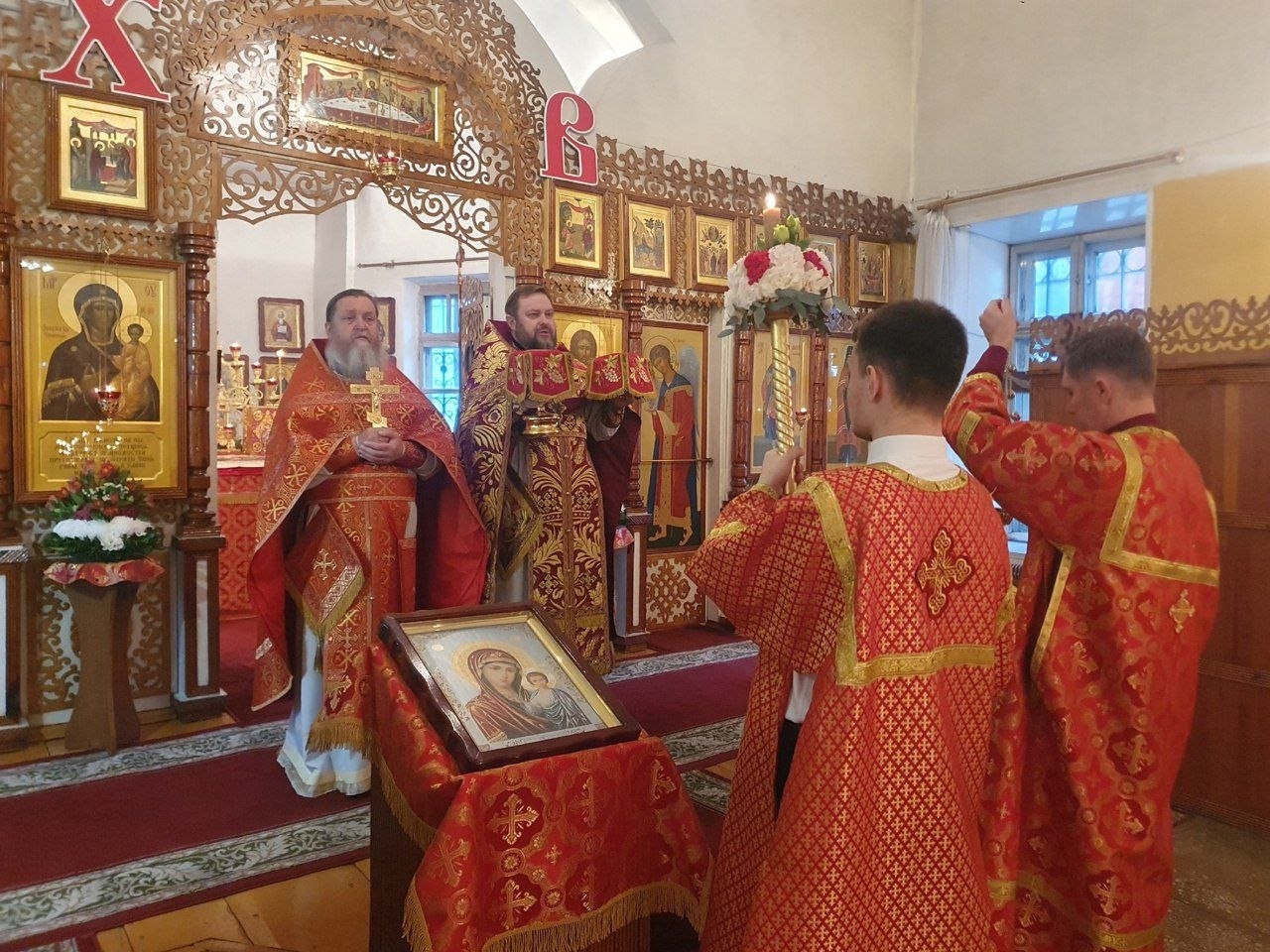 ПРЕСТОЛЬНЫЙ ПРАЗДНИК ДИМИТРИЕВСКОГО ХРАМА Г. СИМ