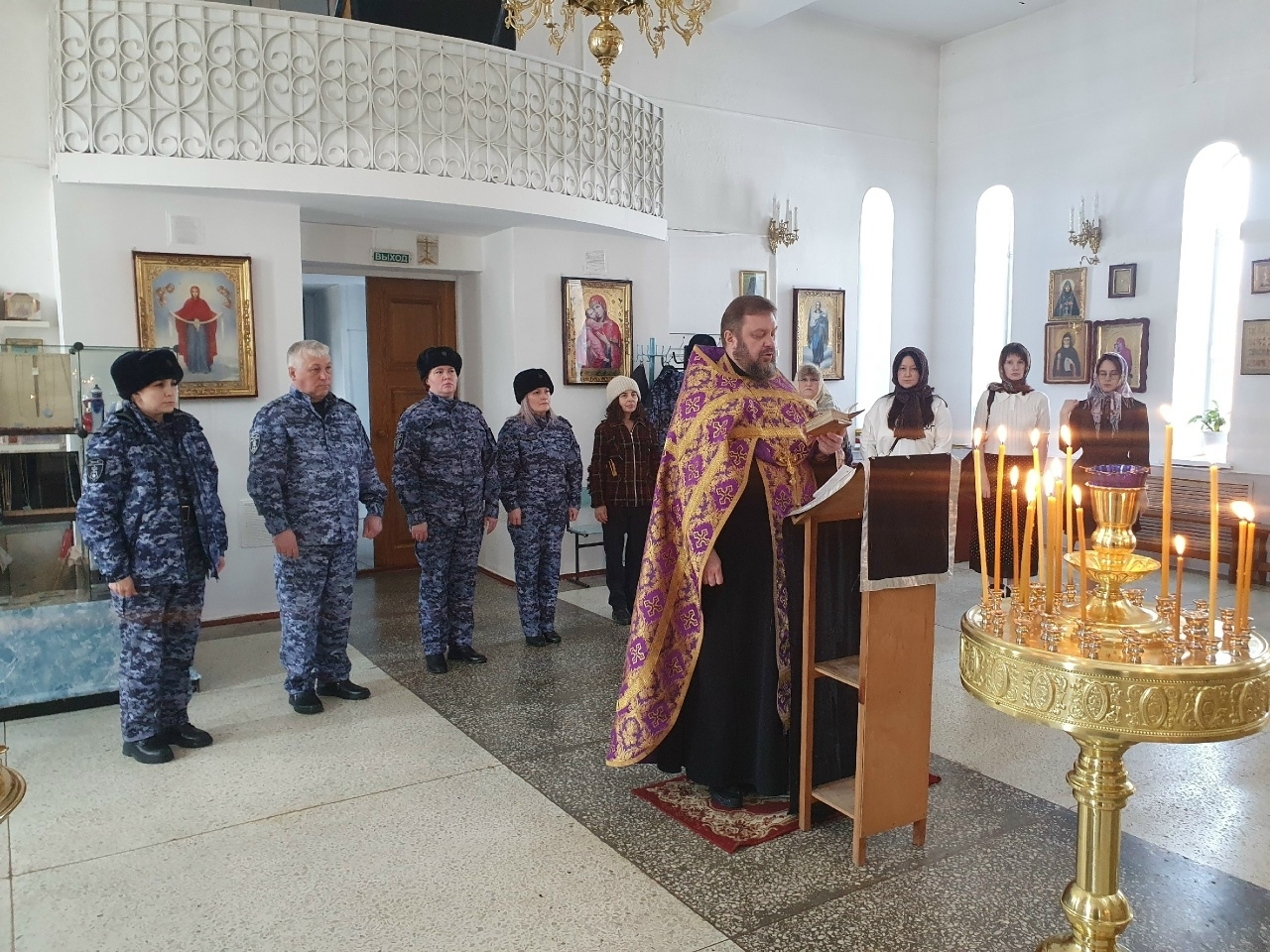 МОЛЕБЕН ДЛЯ СОТРУДНИКОВ РОСГВАРДИИ В КАЗАНСКОМ ХРАМЕ АШИ