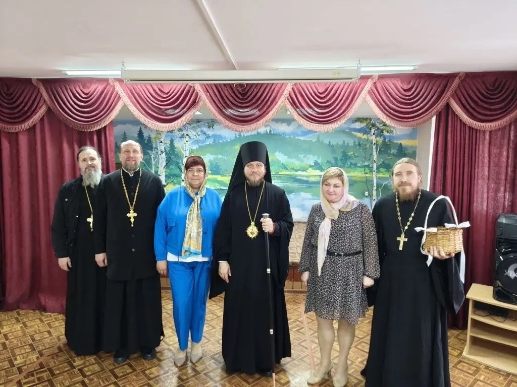 ПАСХАЛЬНОЕ ПОСЕЩЕНИЕ СОЦИАЛЬНОГО ДОМА ДЛЯ ВЕТЕРАНОВ Г. САТКА