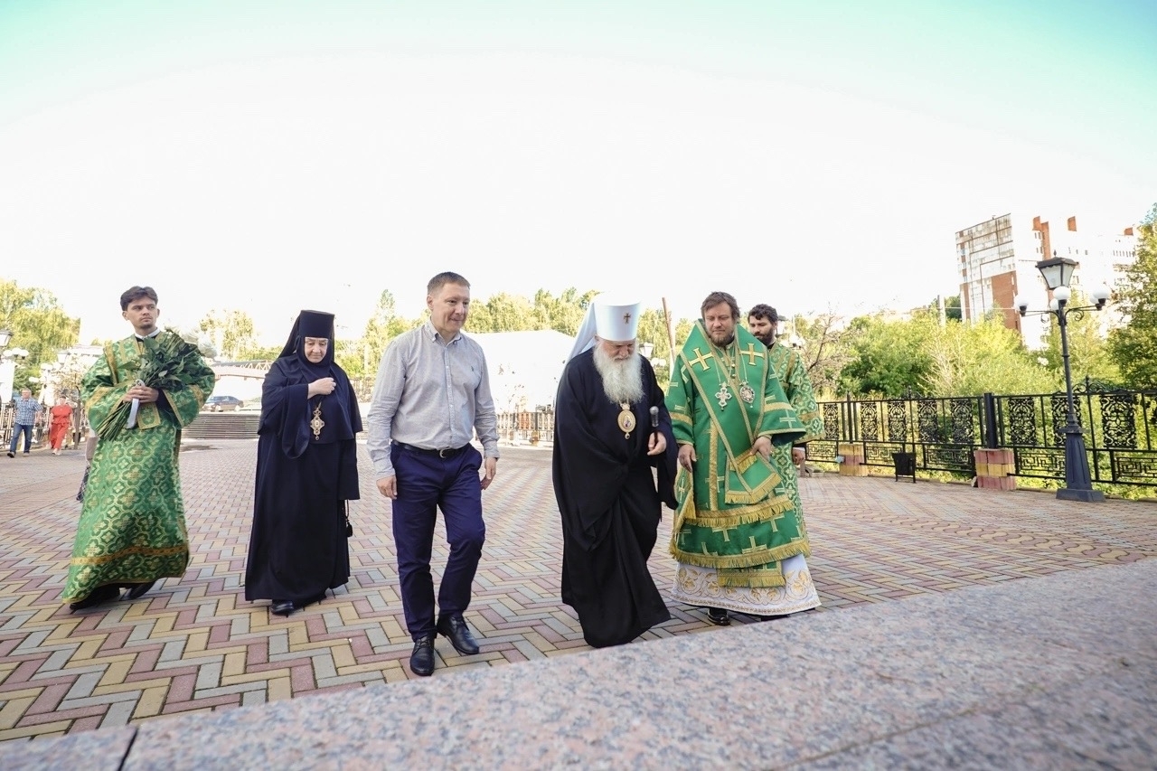 ПРЕСТОЛЬНЫЙ ПРАЗДНИК СЕРАФИМОВСКОГО КАФЕДРАЛЬНОГО СОБОРА
