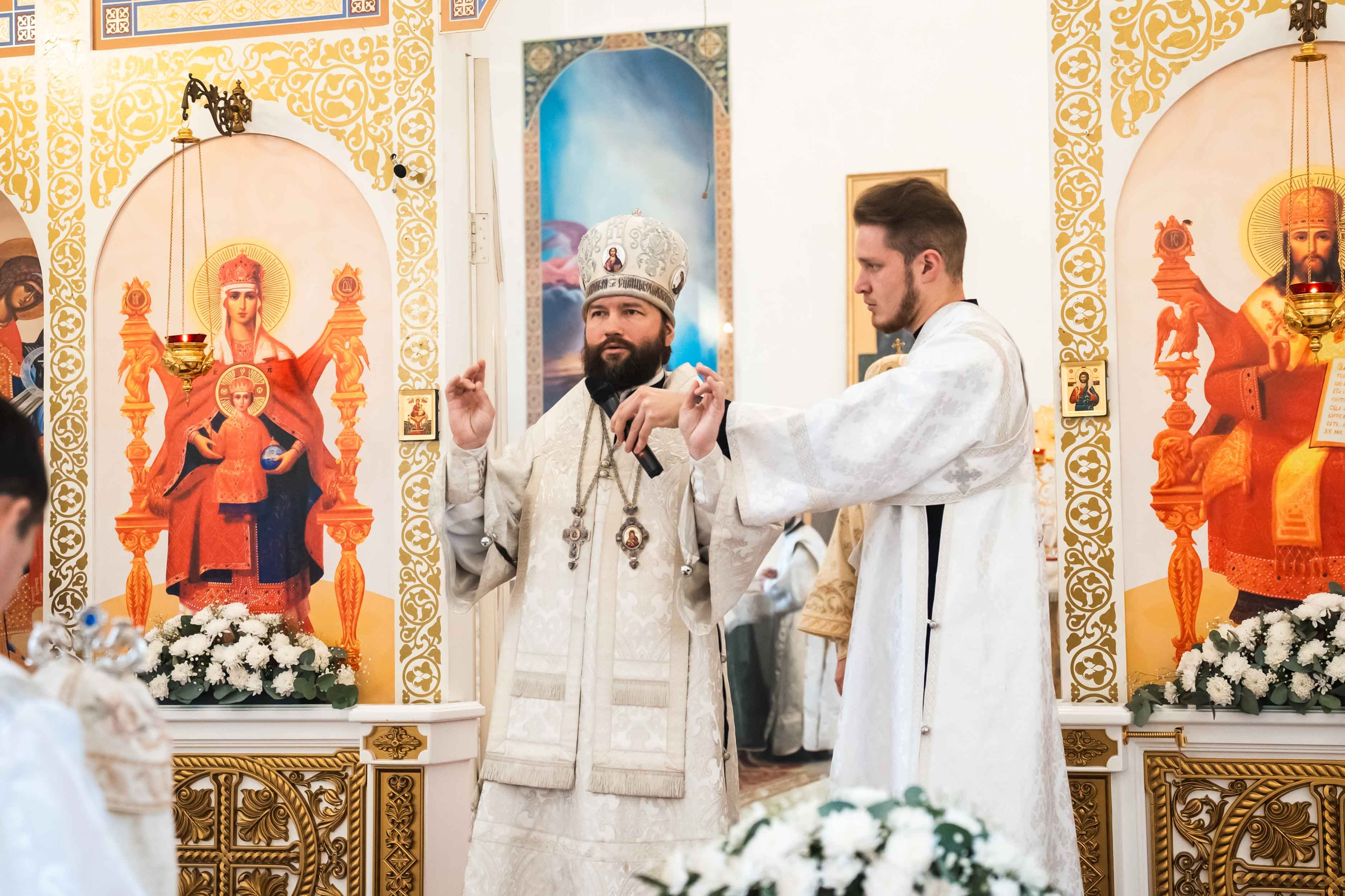 Родительская суббота в Серафимовском кафедральном соборе