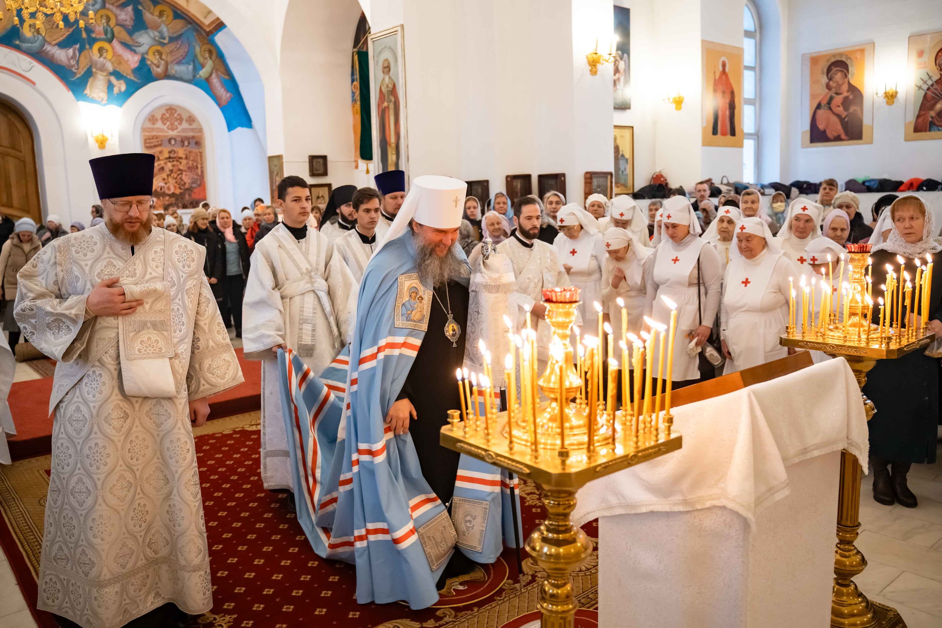 Родительская суббота в Серафимовском кафедральном соборе
