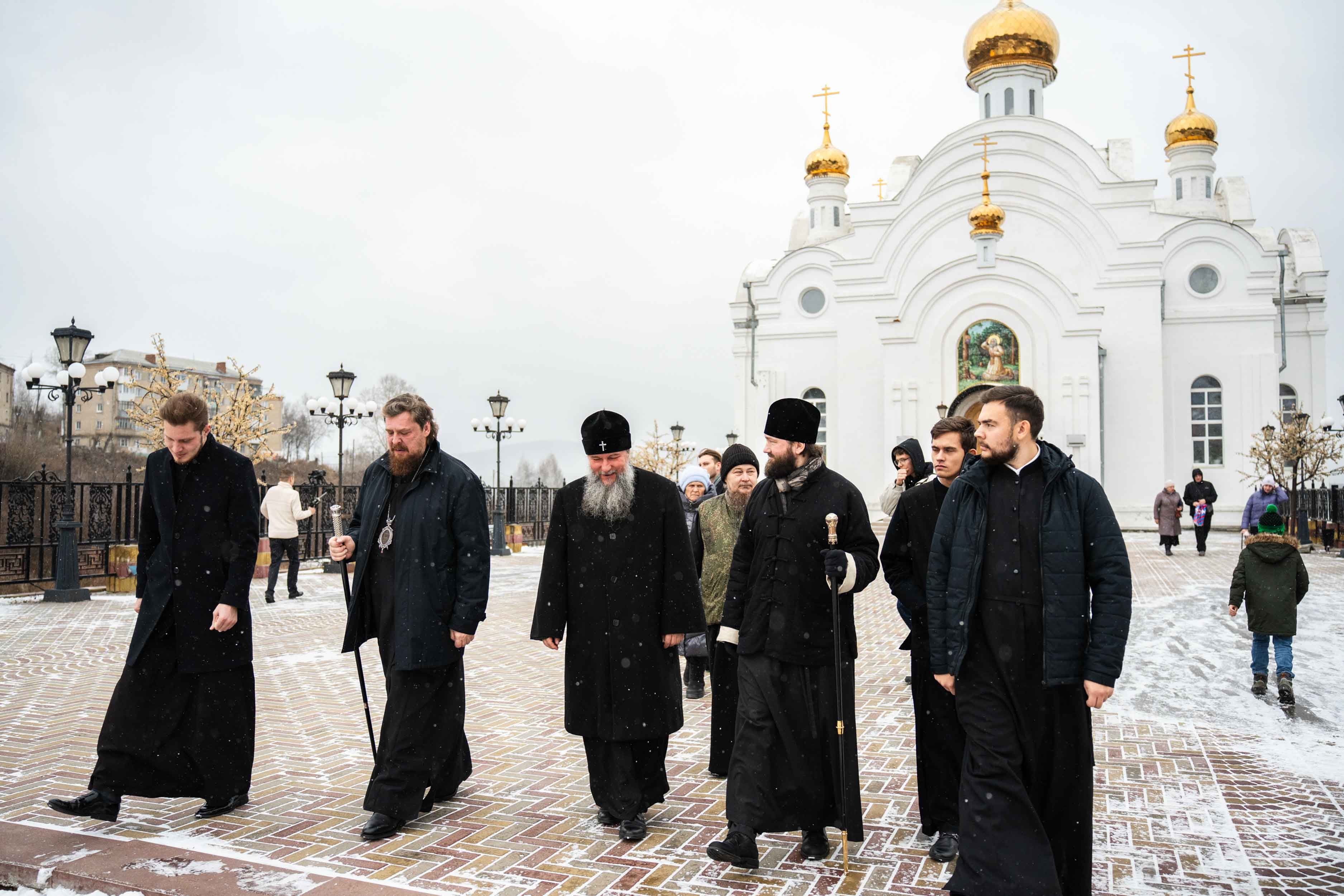 Родительская суббота в Серафимовском кафедральном соборе