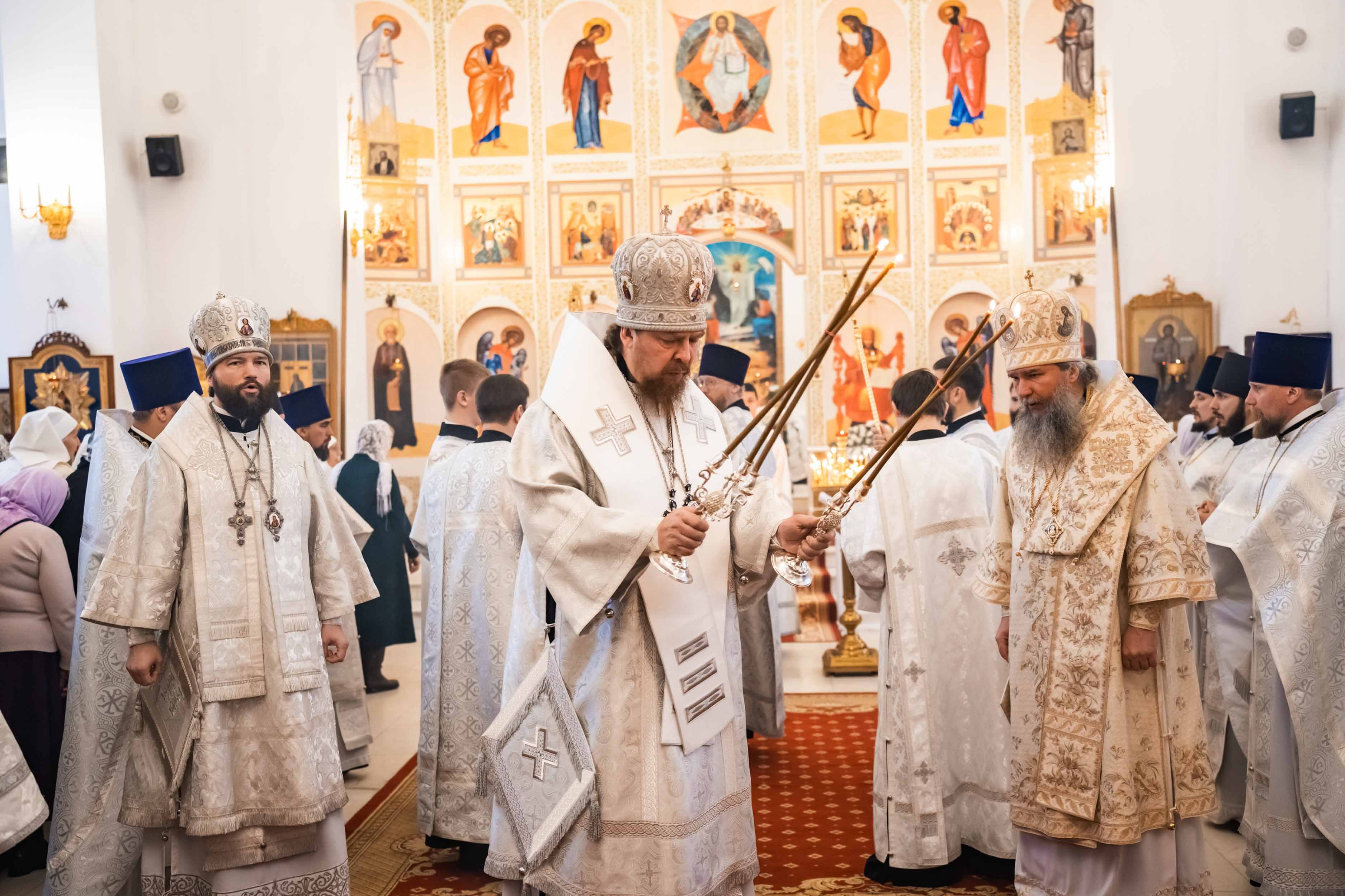Родительская суббота в Серафимовском кафедральном соборе