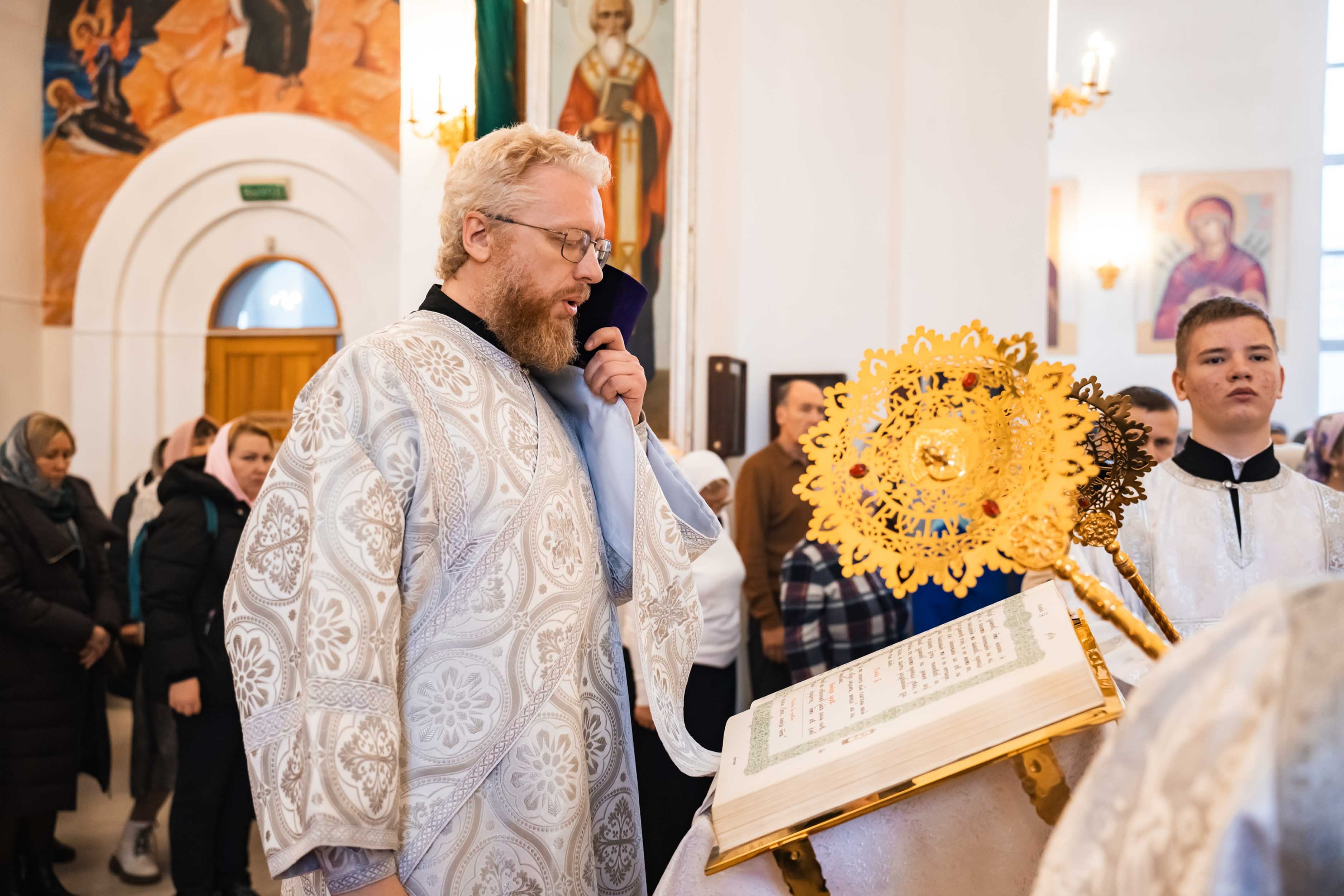 Родительская суббота в Серафимовском кафедральном соборе