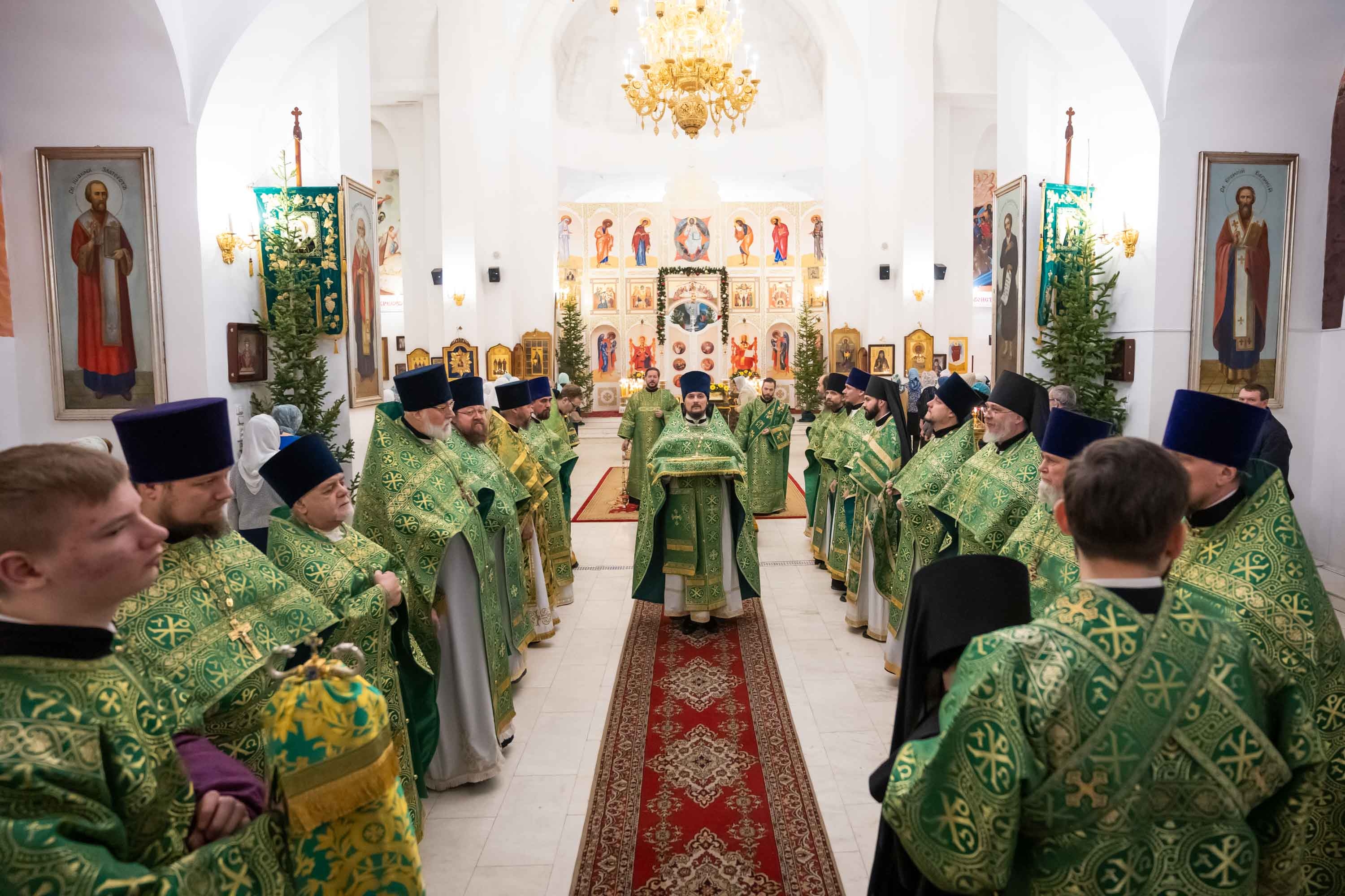 Престольный праздник Серафимовского кафедрального собора