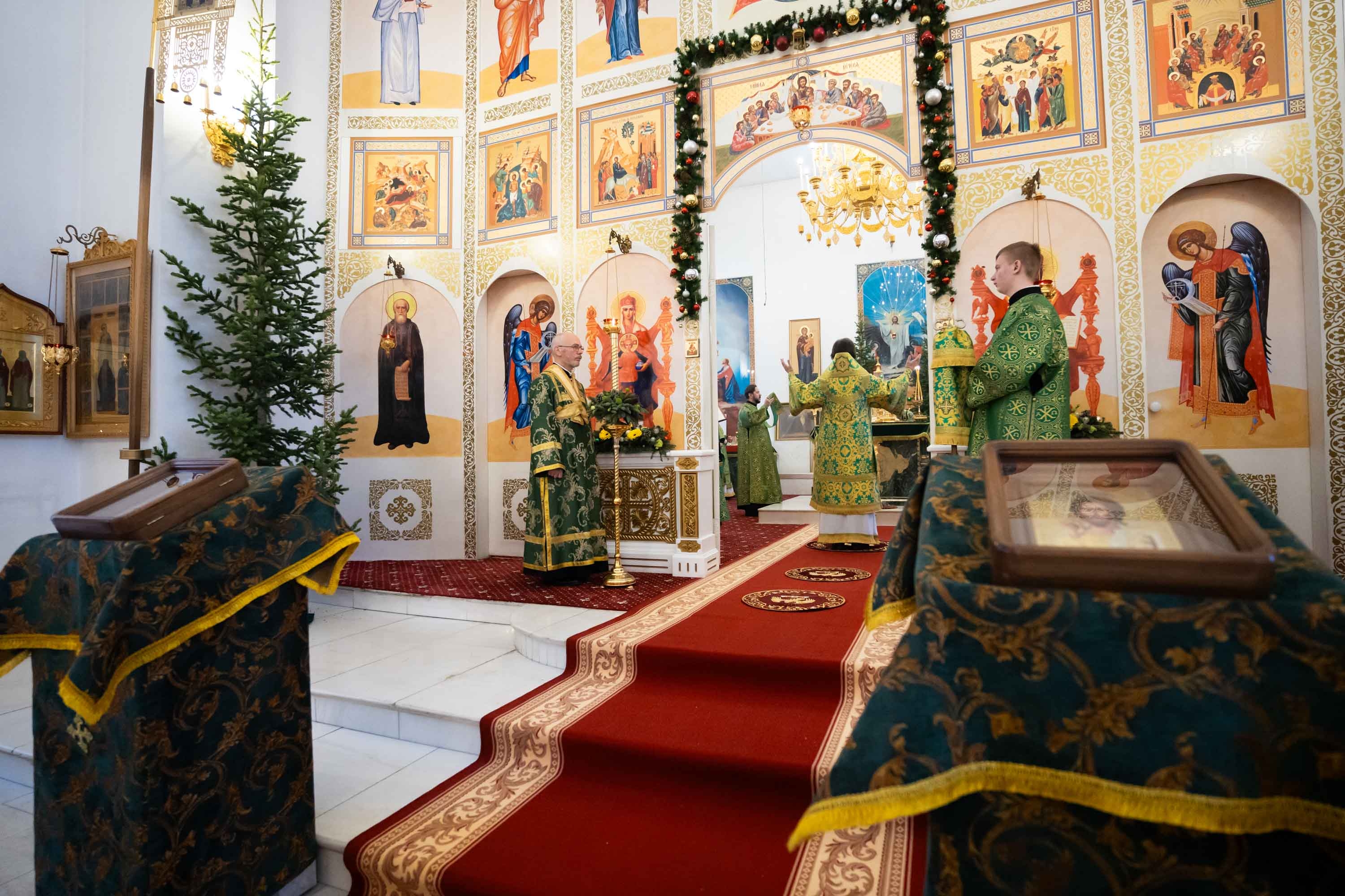 Престольный праздник Серафимовского кафедрального собора