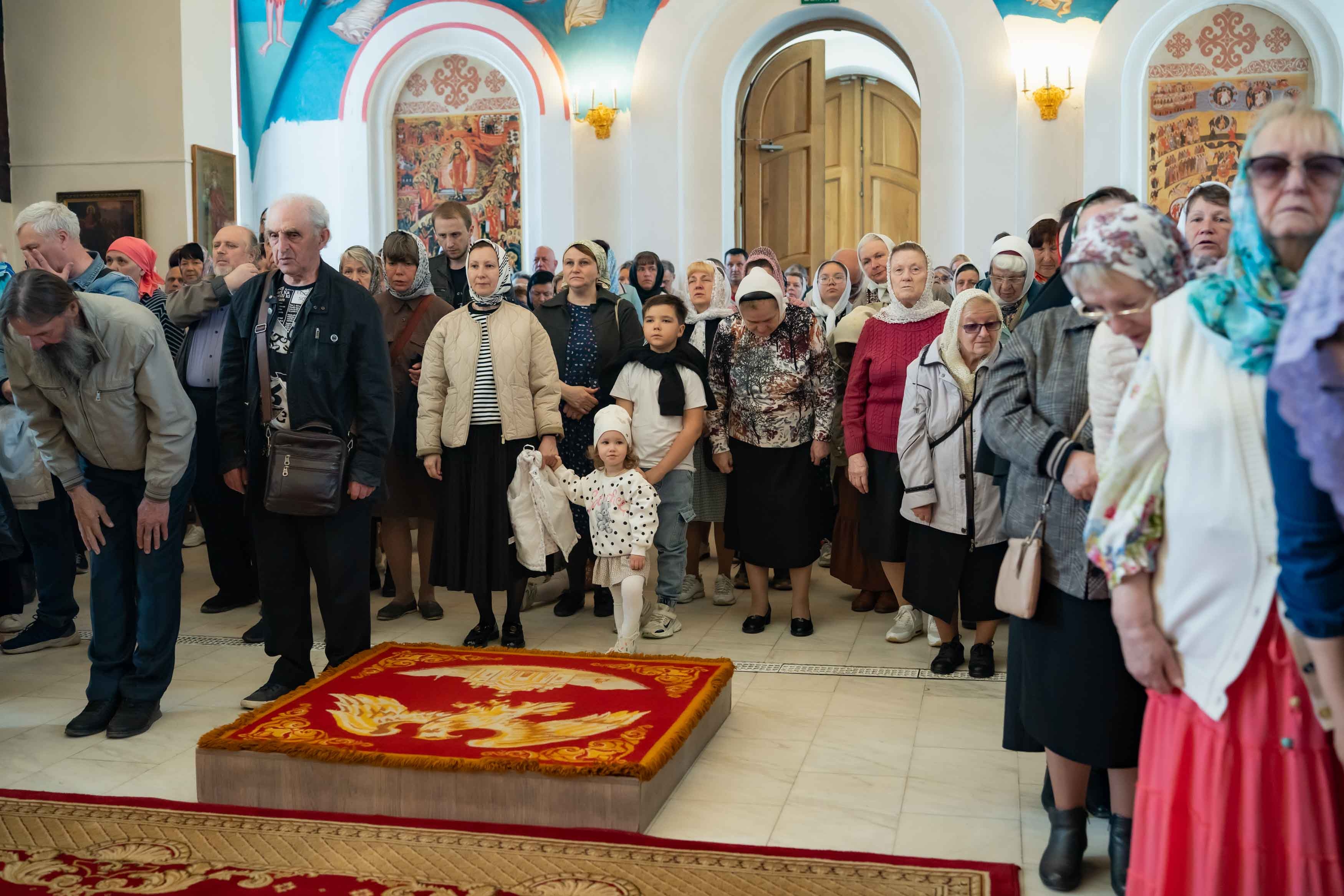 Божественная литургия Недели 5-ой по Пасхе, о самаряныне