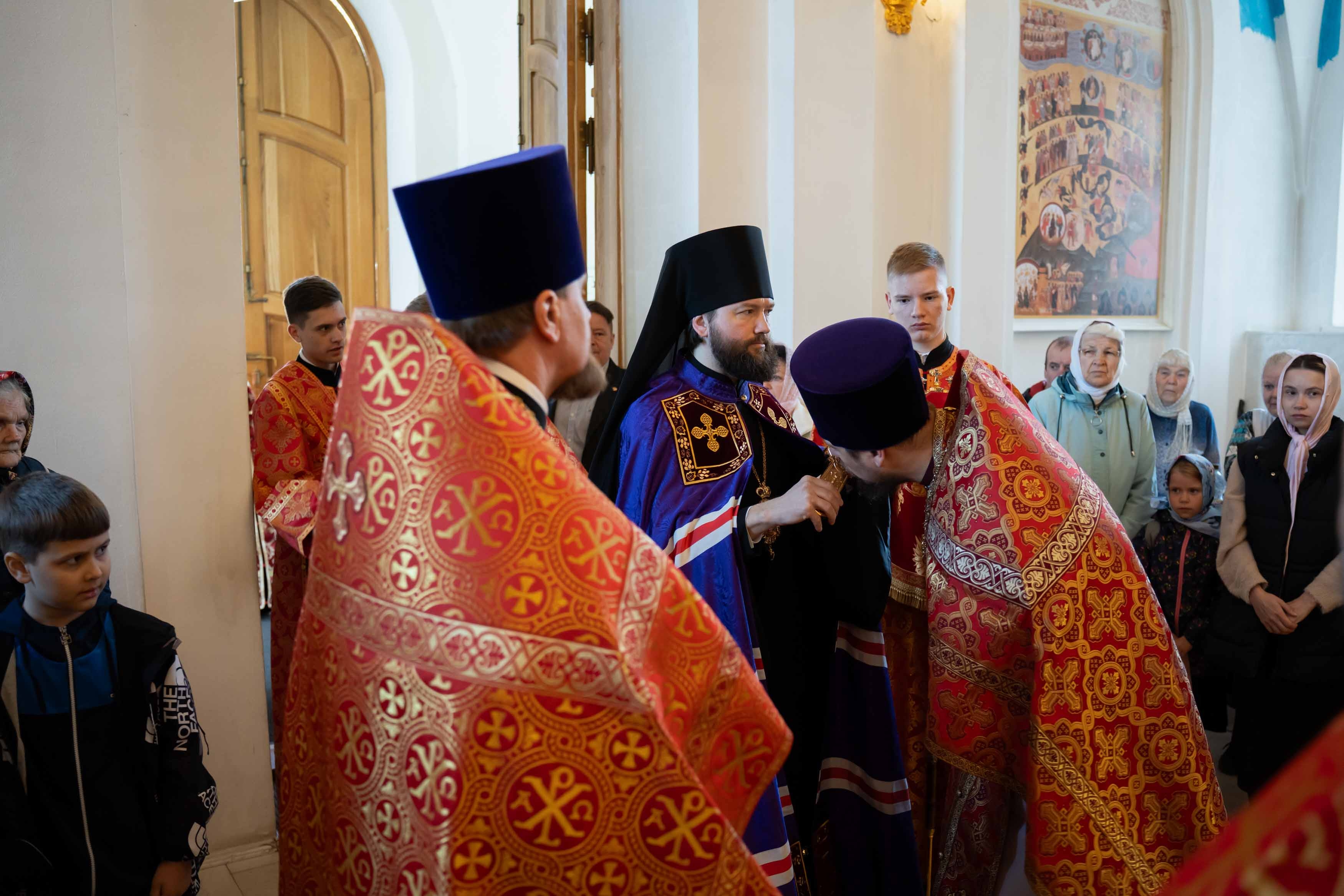Божественная литургия Недели 5-ой по Пасхе, о самаряныне