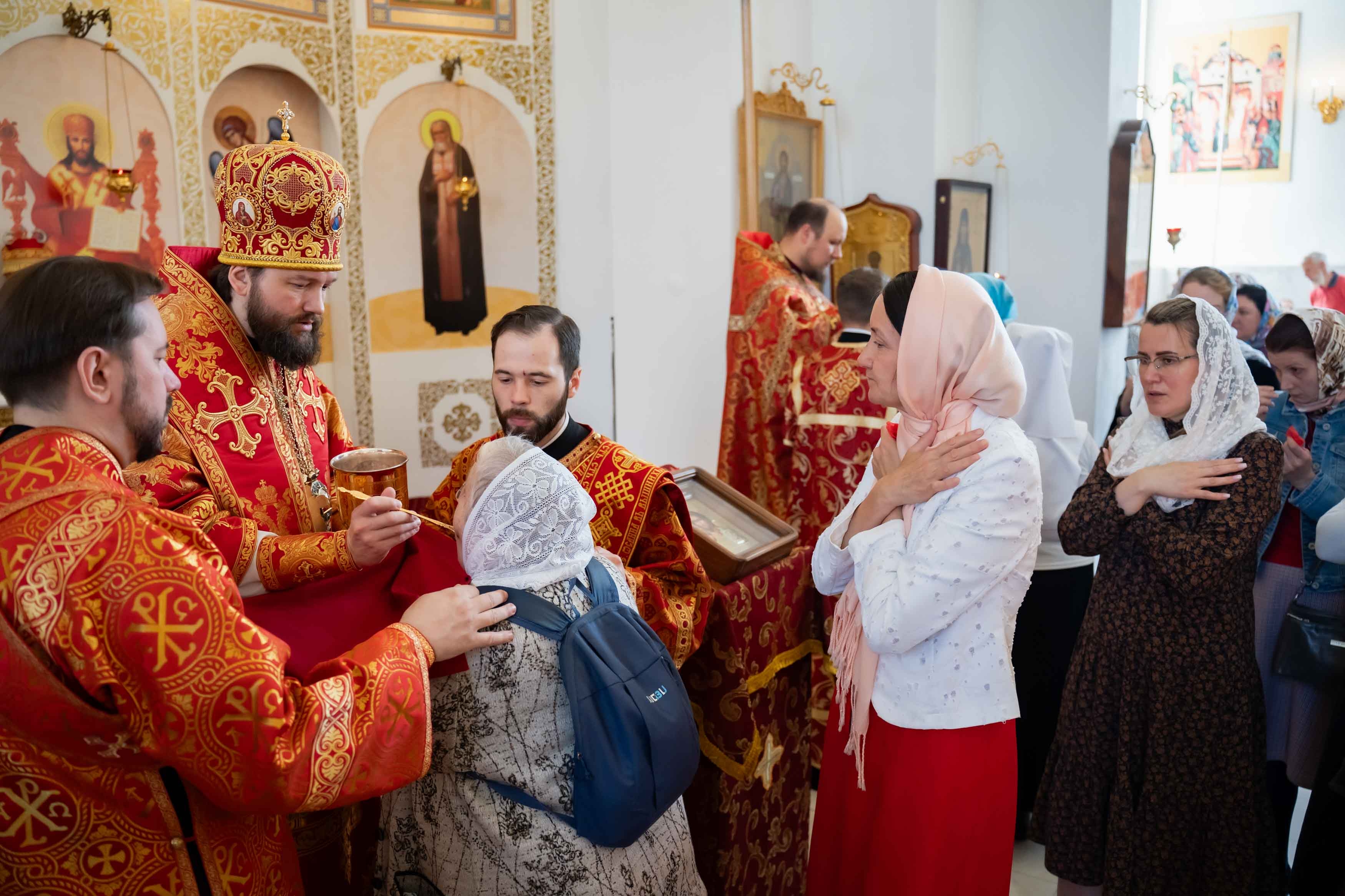 Божественная литургия Недели 5-ой по Пасхе, о самаряныне