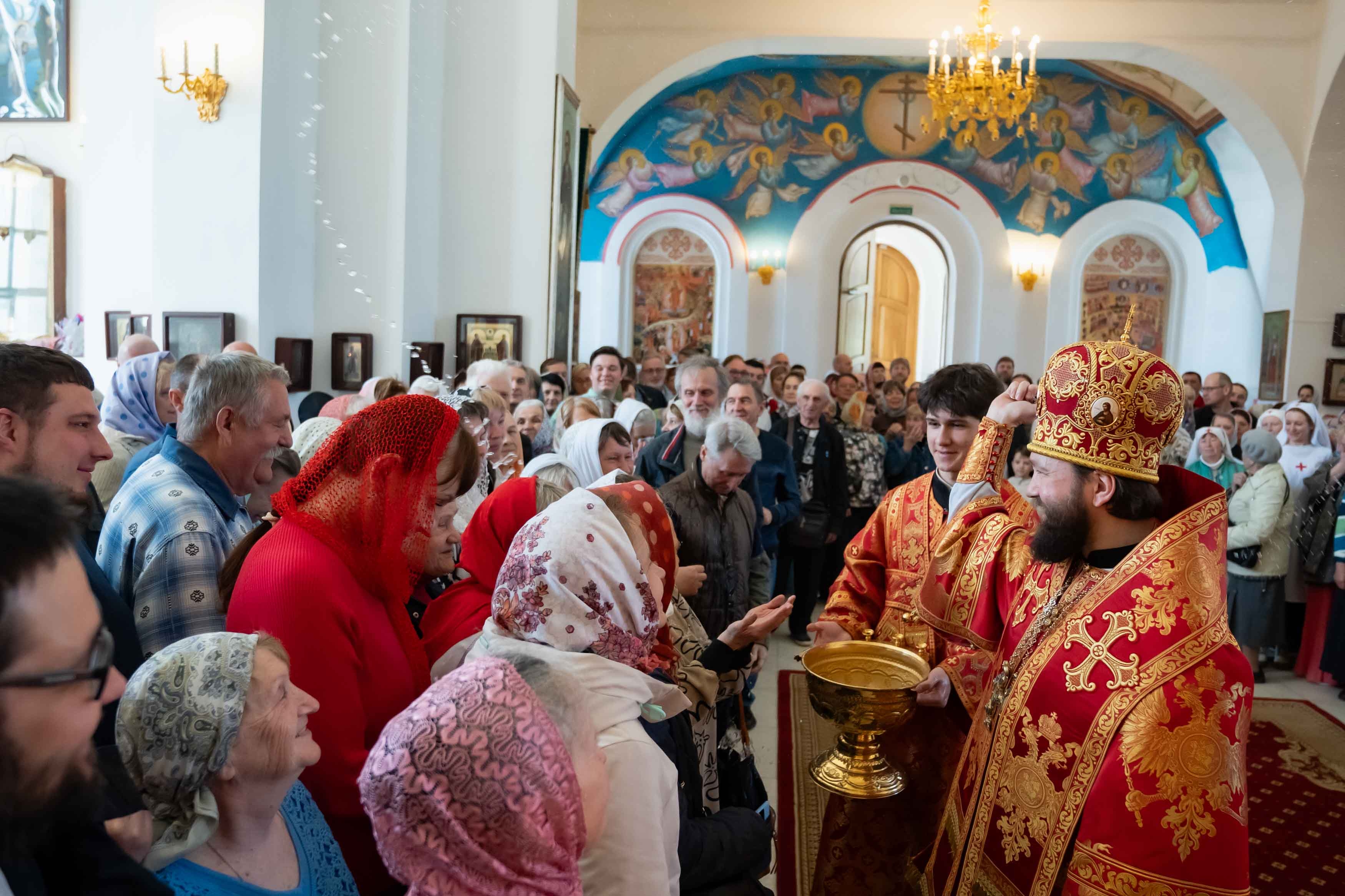 Божественная литургия Недели 5-ой по Пасхе, о самаряныне