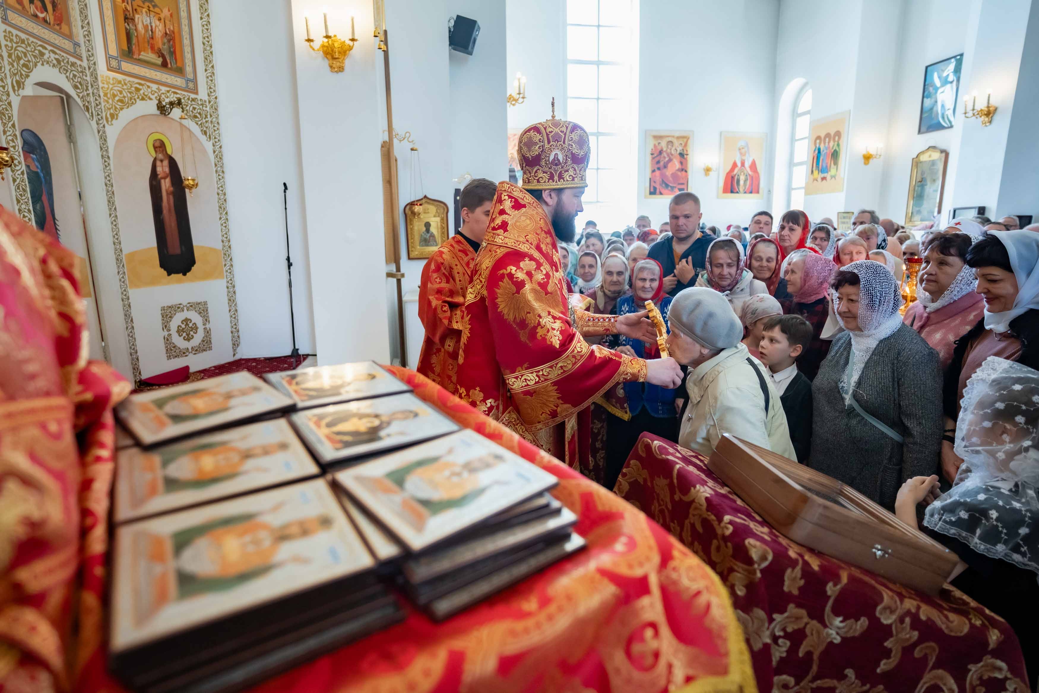 Божественная литургия Недели 5-ой по Пасхе, о самаряныне