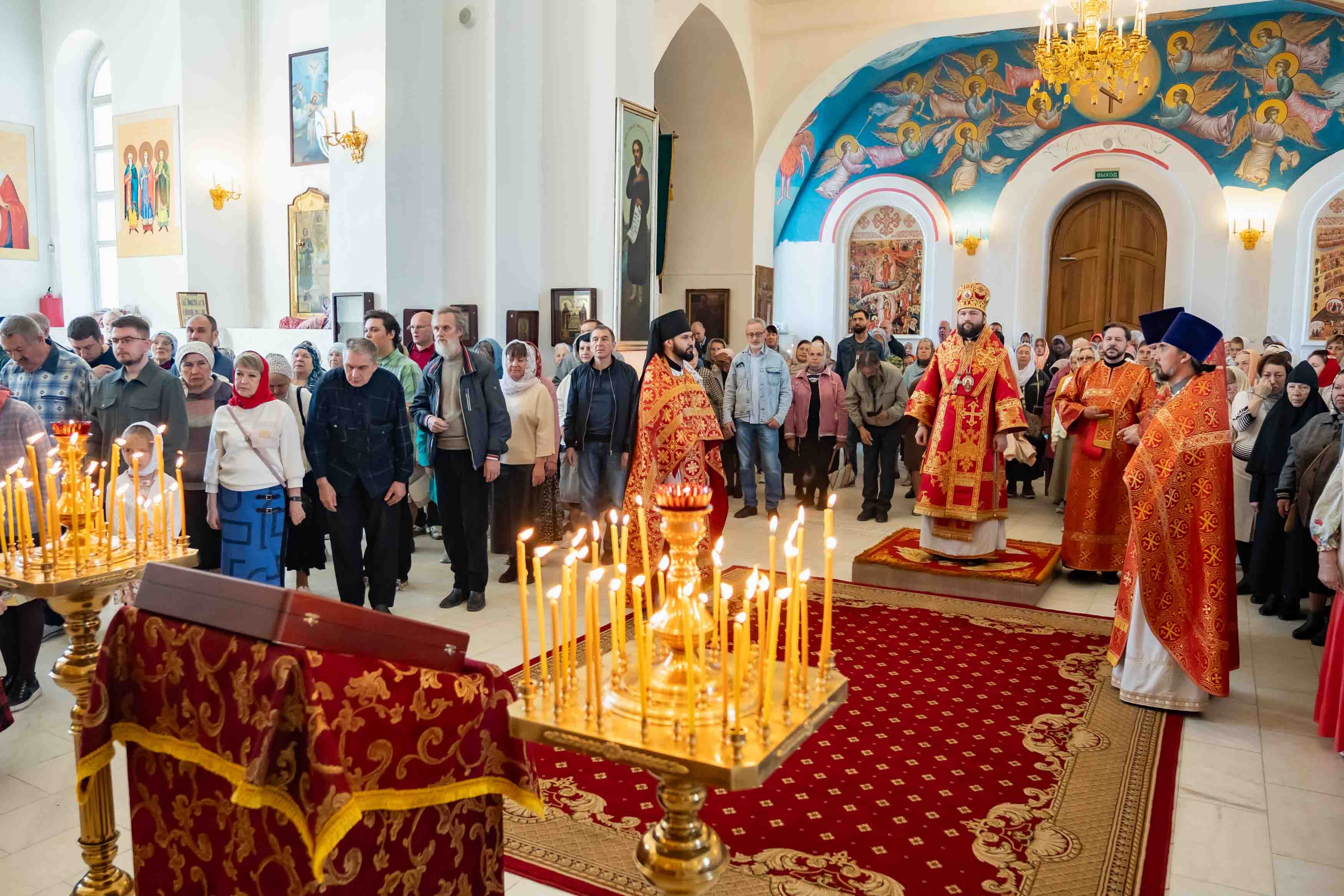 Божественная литургия Недели 5-ой по Пасхе, о самаряныне