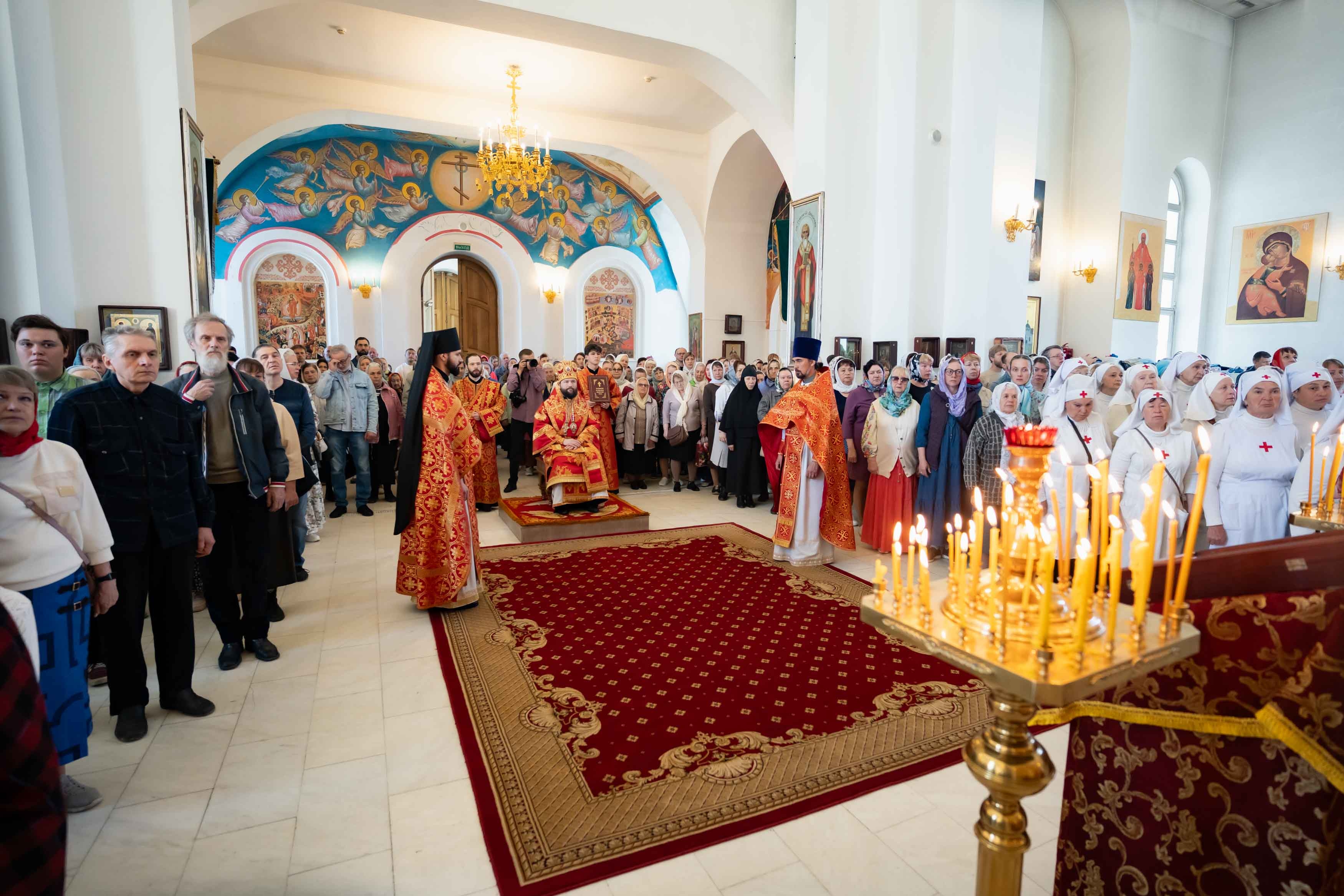 Божественная литургия Недели 5-ой по Пасхе, о самаряныне
