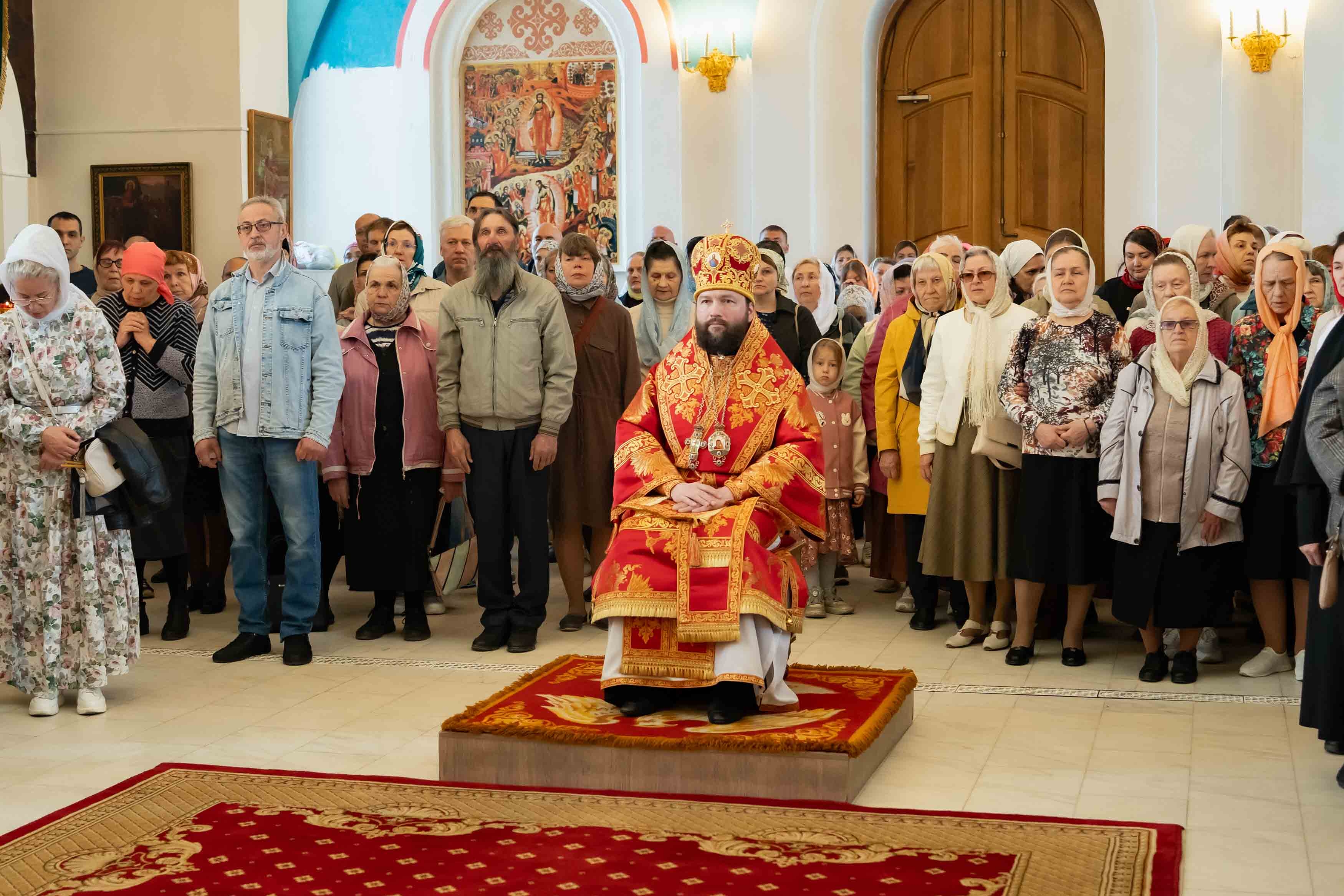 Божественная литургия Недели 5-ой по Пасхе, о самаряныне