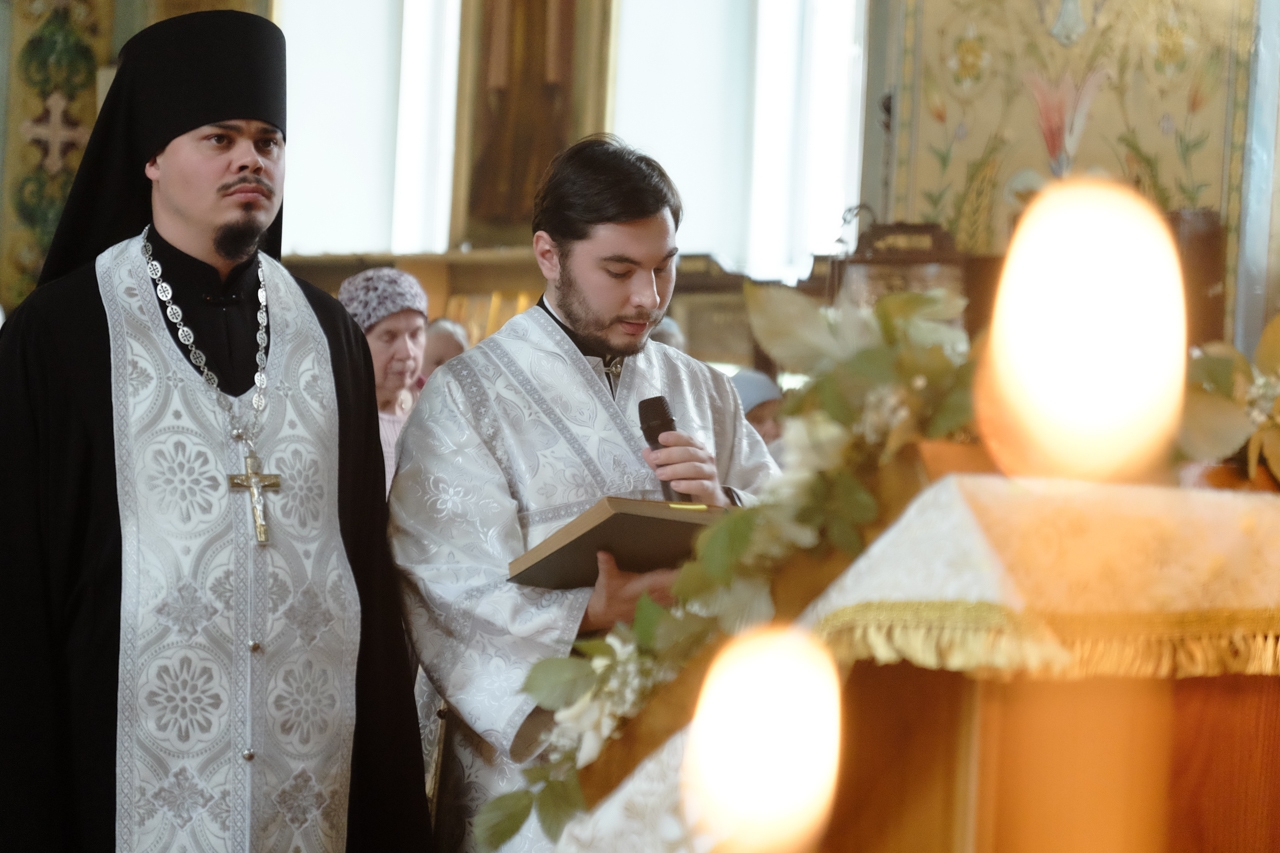 Всенощное бдение в Никольском соборном храме. Преображение Господне