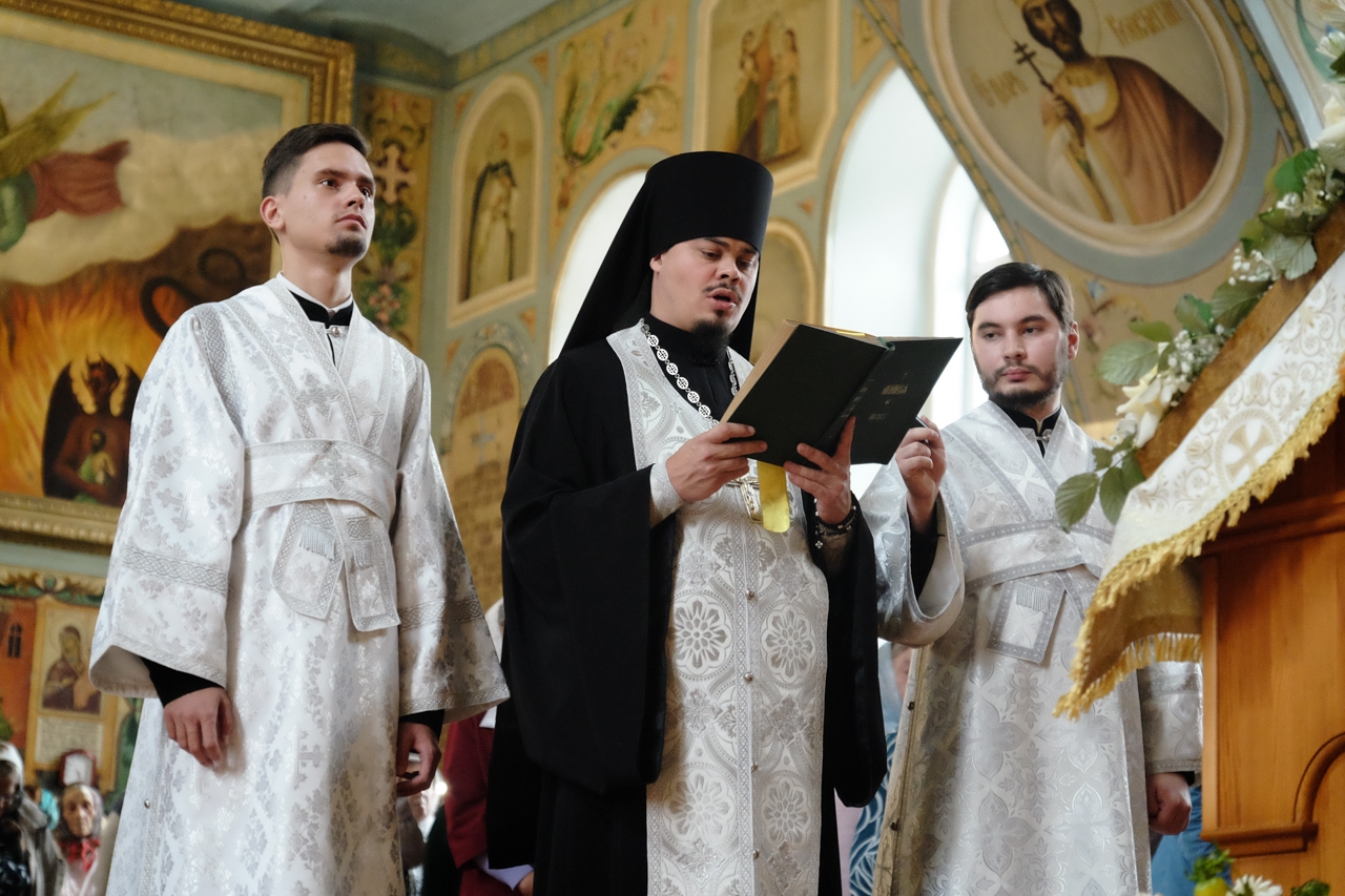 Всенощное бдение в Никольском соборном храме. Преображение Господне
