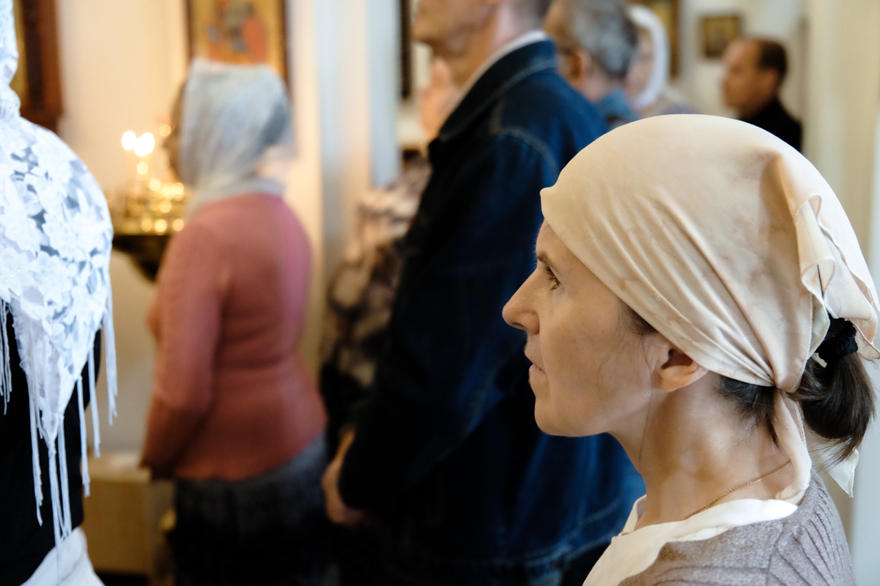 Литургия в Серафимовском кафедральном соборе. Предпразднство Преображения Господня