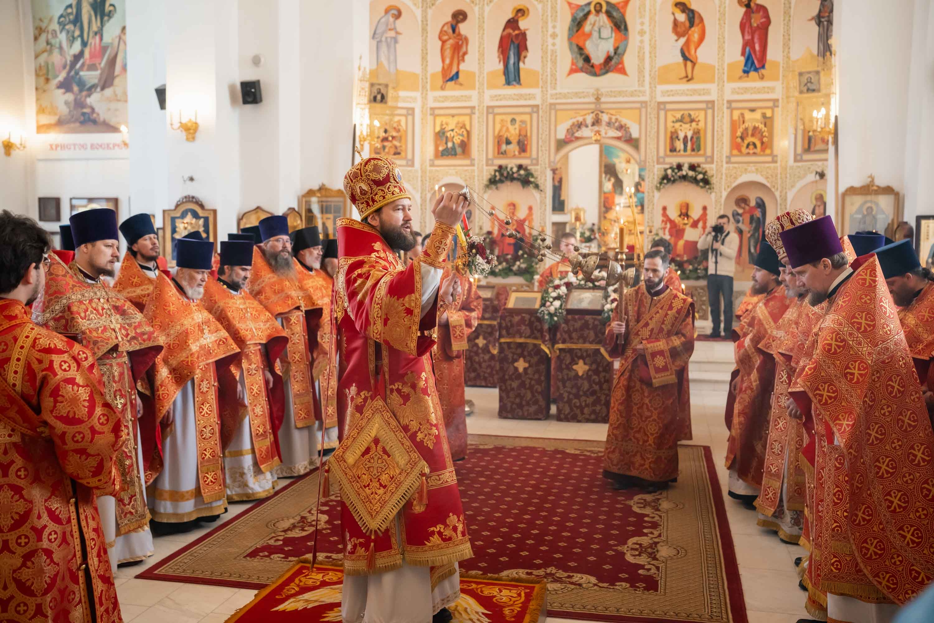 Божественная литургия Вторника Светлой седмицы. Общеепархиальное богослужение