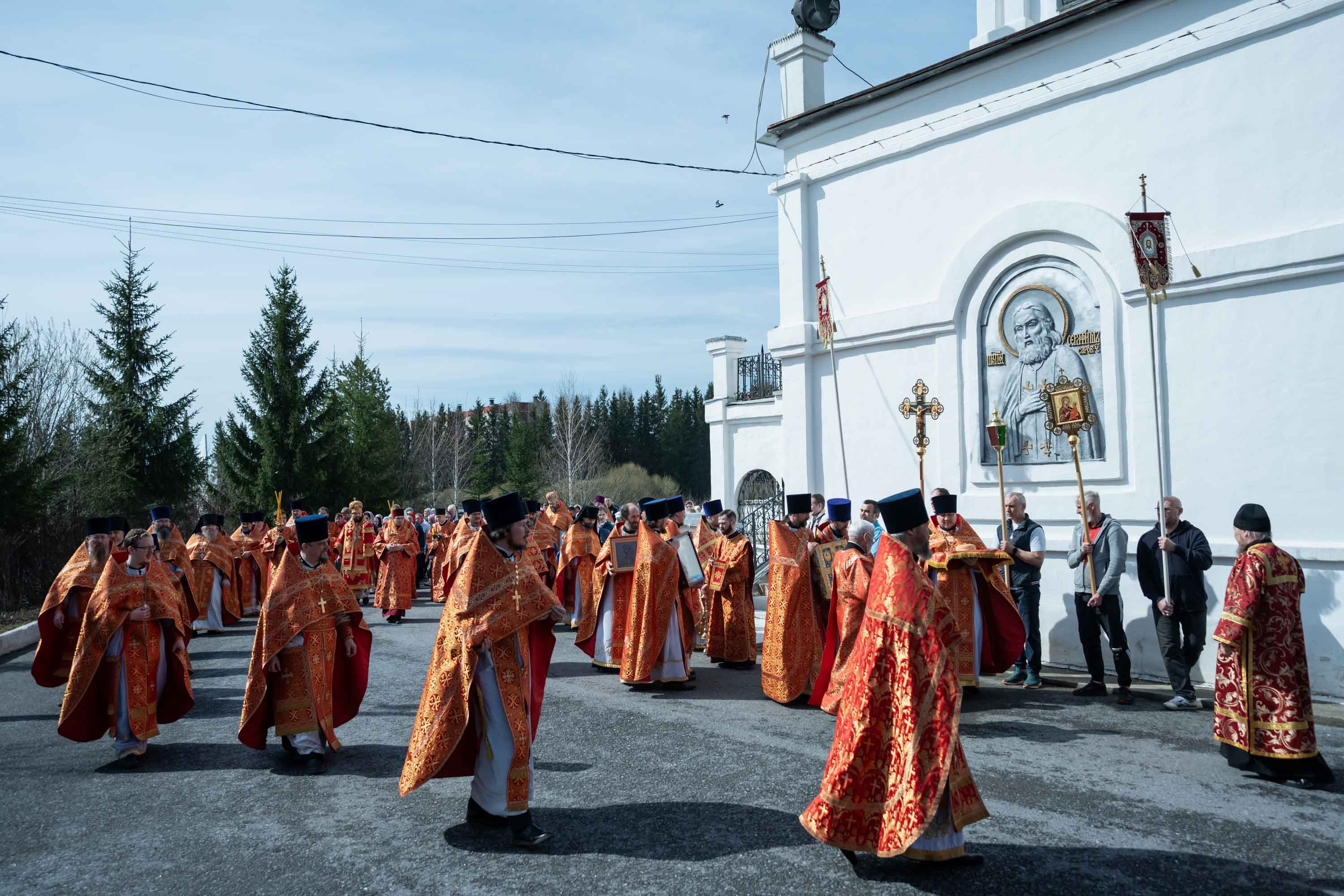 Божественная литургия Вторника Светлой седмицы. Общеепархиальное богослужение