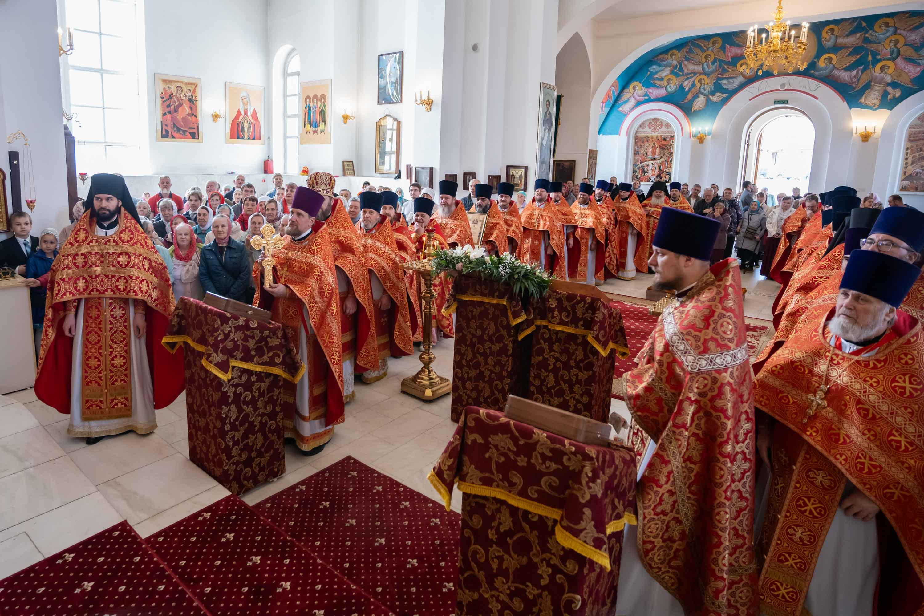 Божественная литургия Вторника Светлой седмицы. Общеепархиальное богослужение