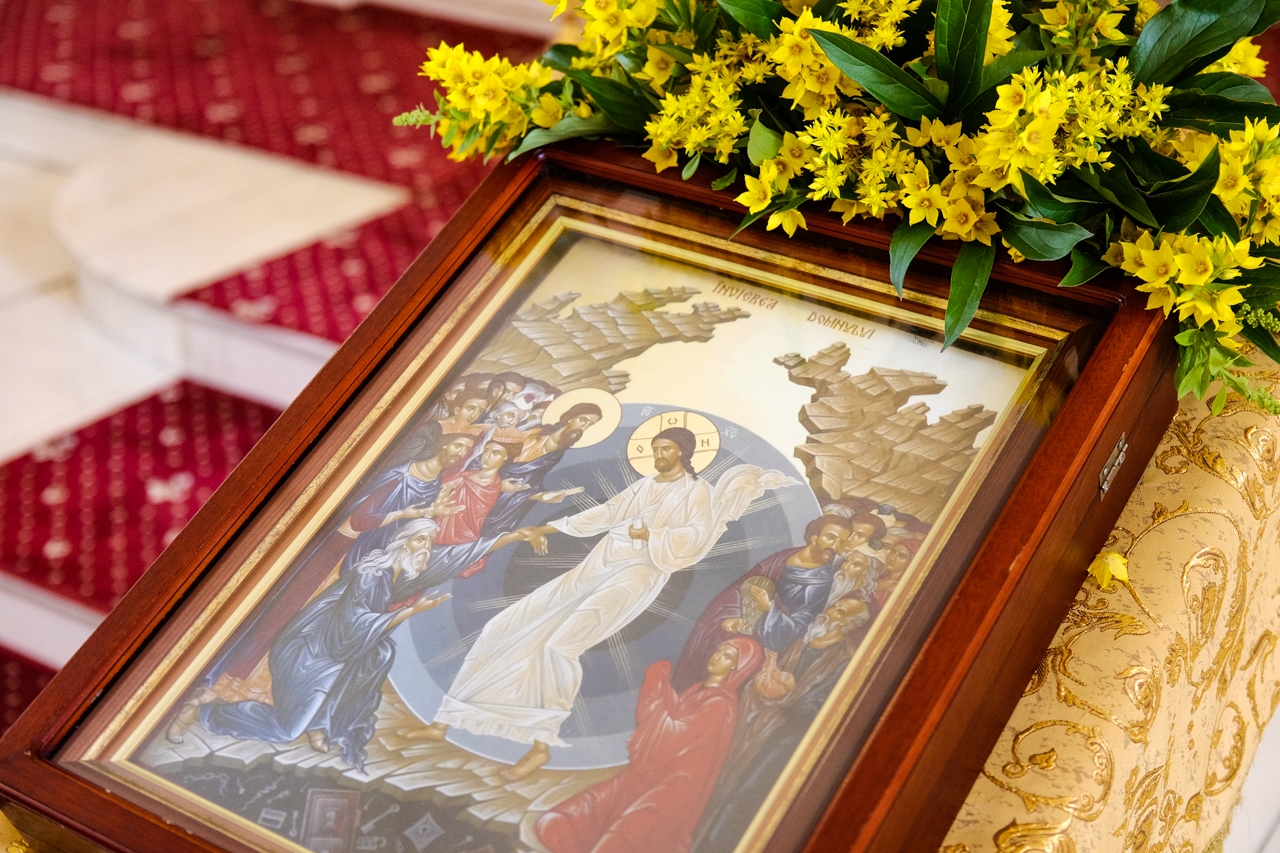 Божественная литургия Недели 5-ой по Пасхе, о свт. Феофане Затворнике