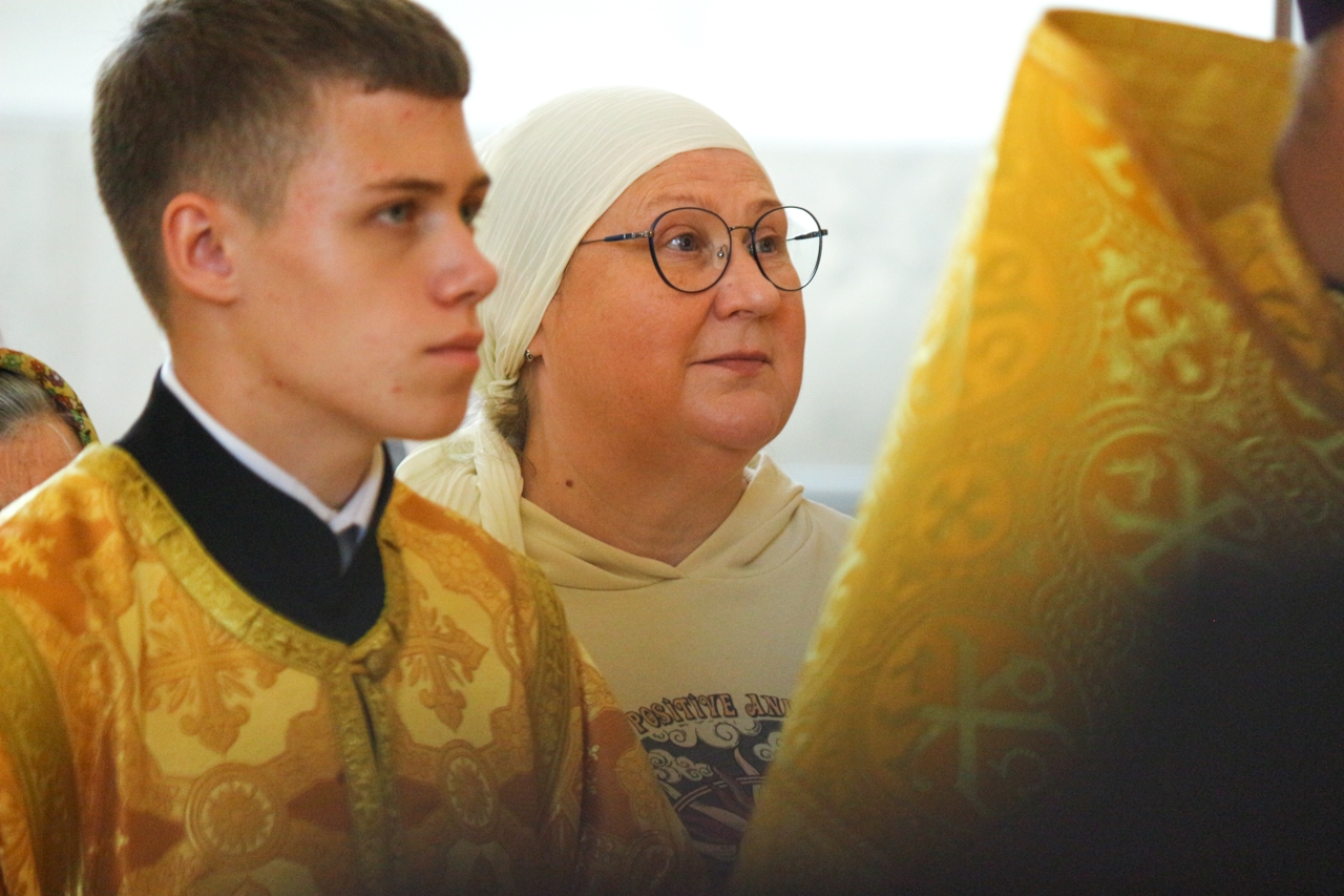 Божественная литургия Недели 5-ой по Пасхе, о свт. Феофане Затворнике