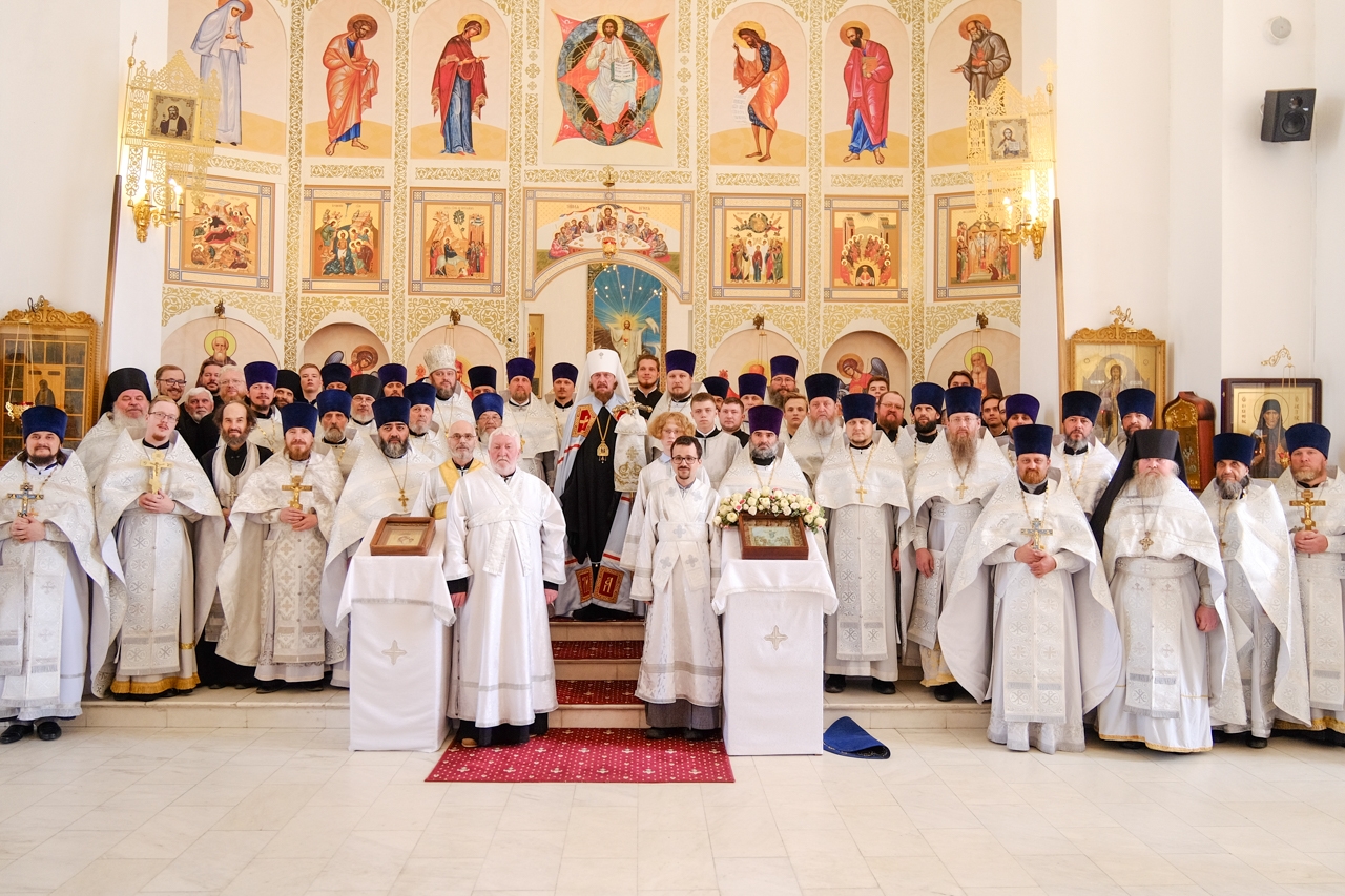 Литургия в Серафимовском кафедральном соборе. Святых отцов семи Вселенских Соборов
