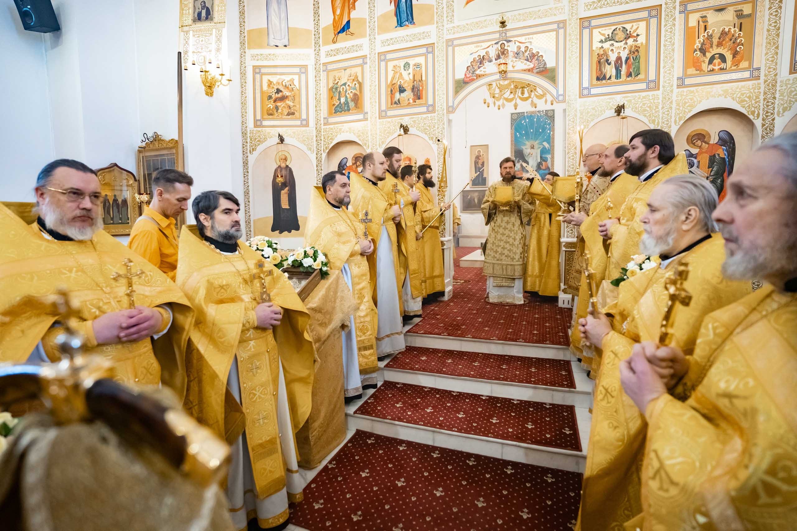 Соборная Божественная литургия. Встреча Правящего епископа Златоустовского и Саткинского Серафима