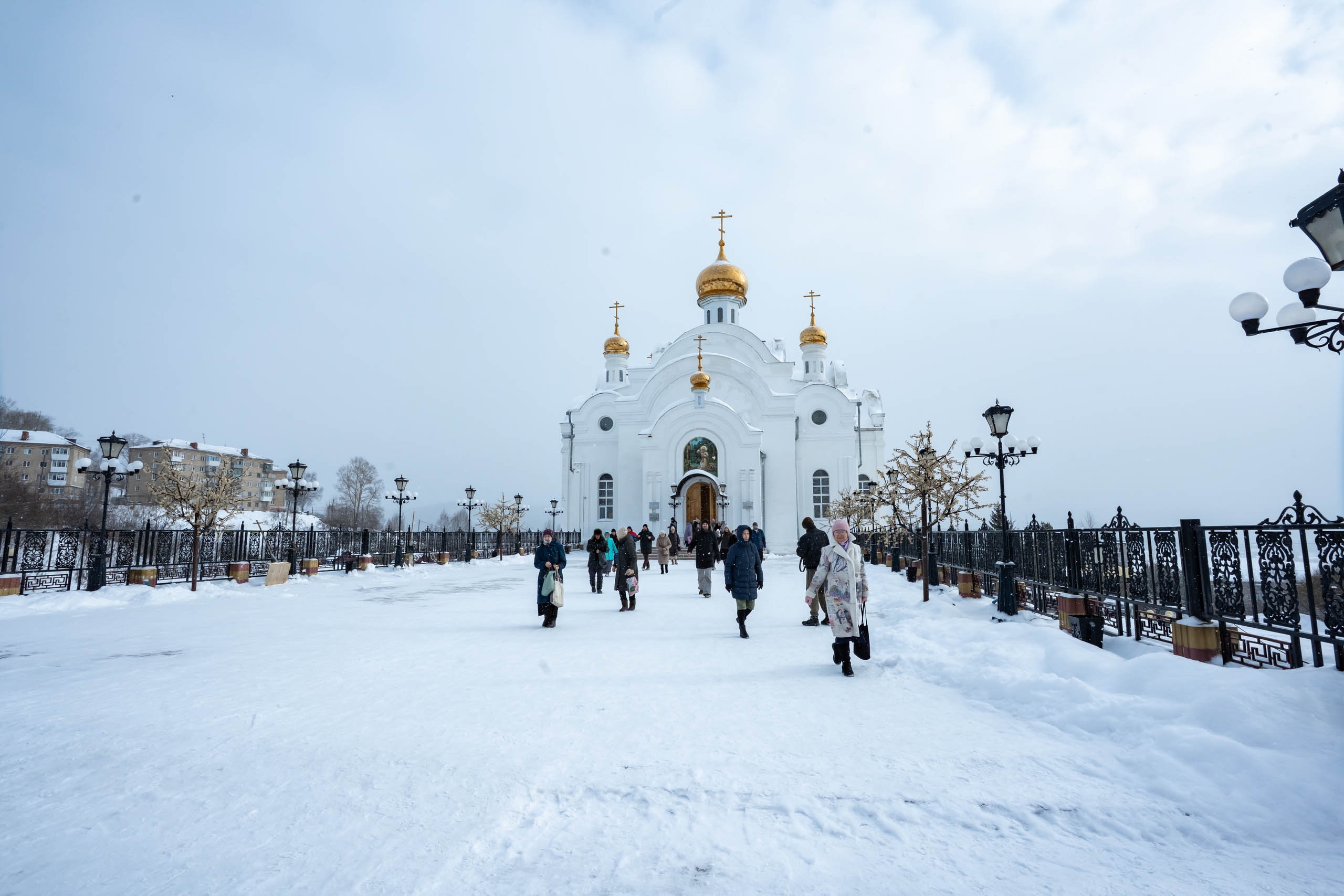 Соборная Божественная литургия. Встреча Правящего епископа Златоустовского и Саткинского Серафима