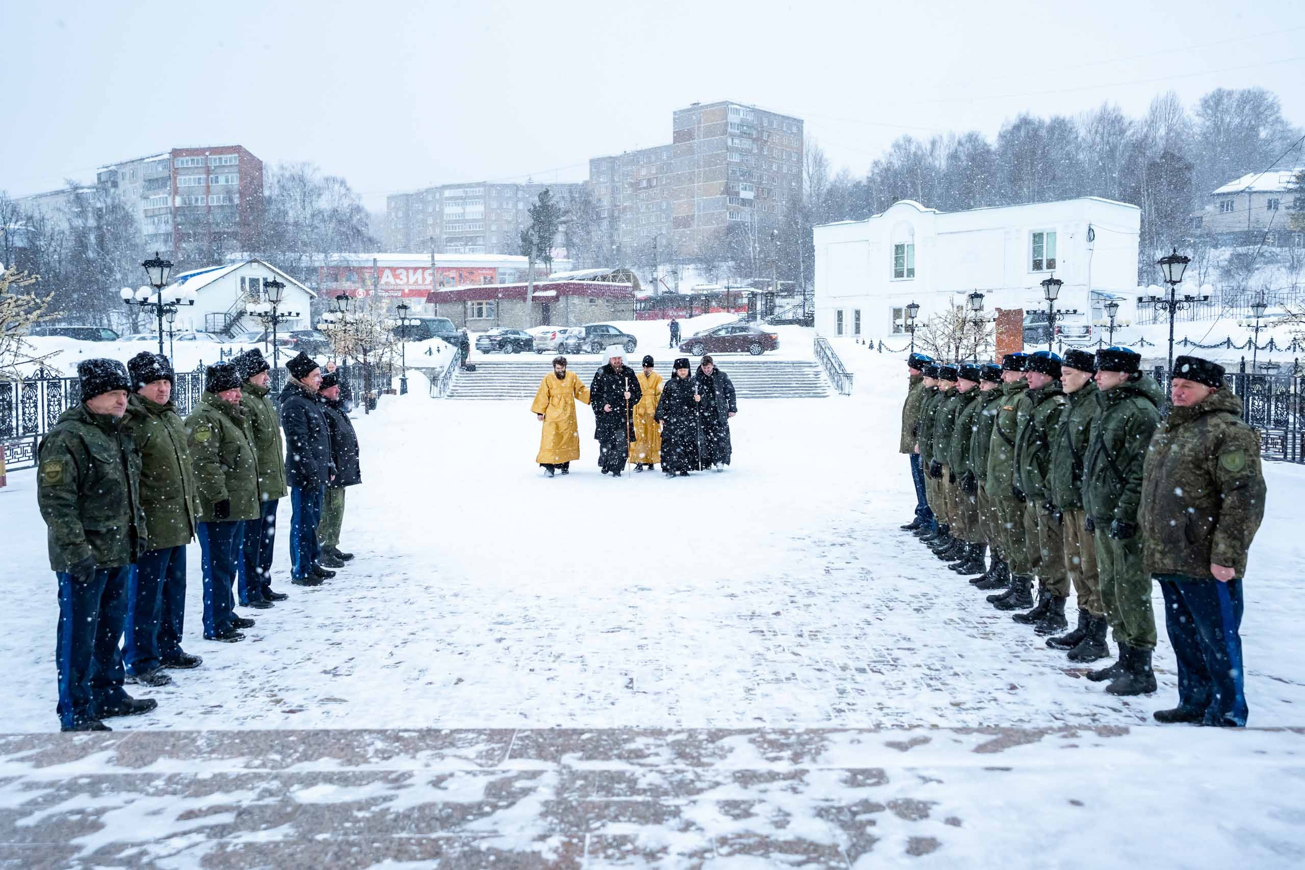 Соборная Божественная литургия. Встреча Правящего епископа Златоустовского и Саткинского Серафима