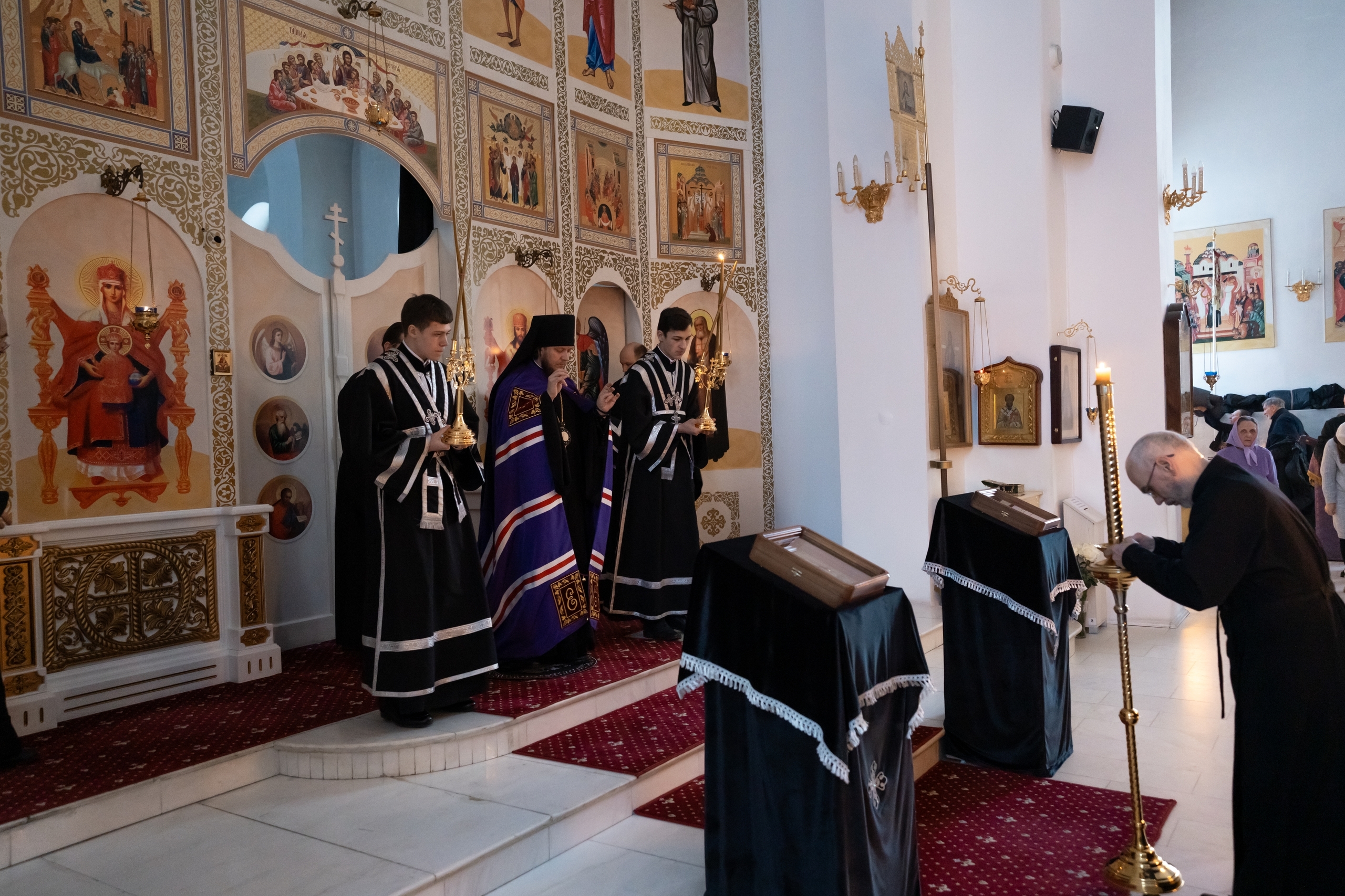 Великое повечерие с чтением Покаянного канона преподобного Андрея Критского