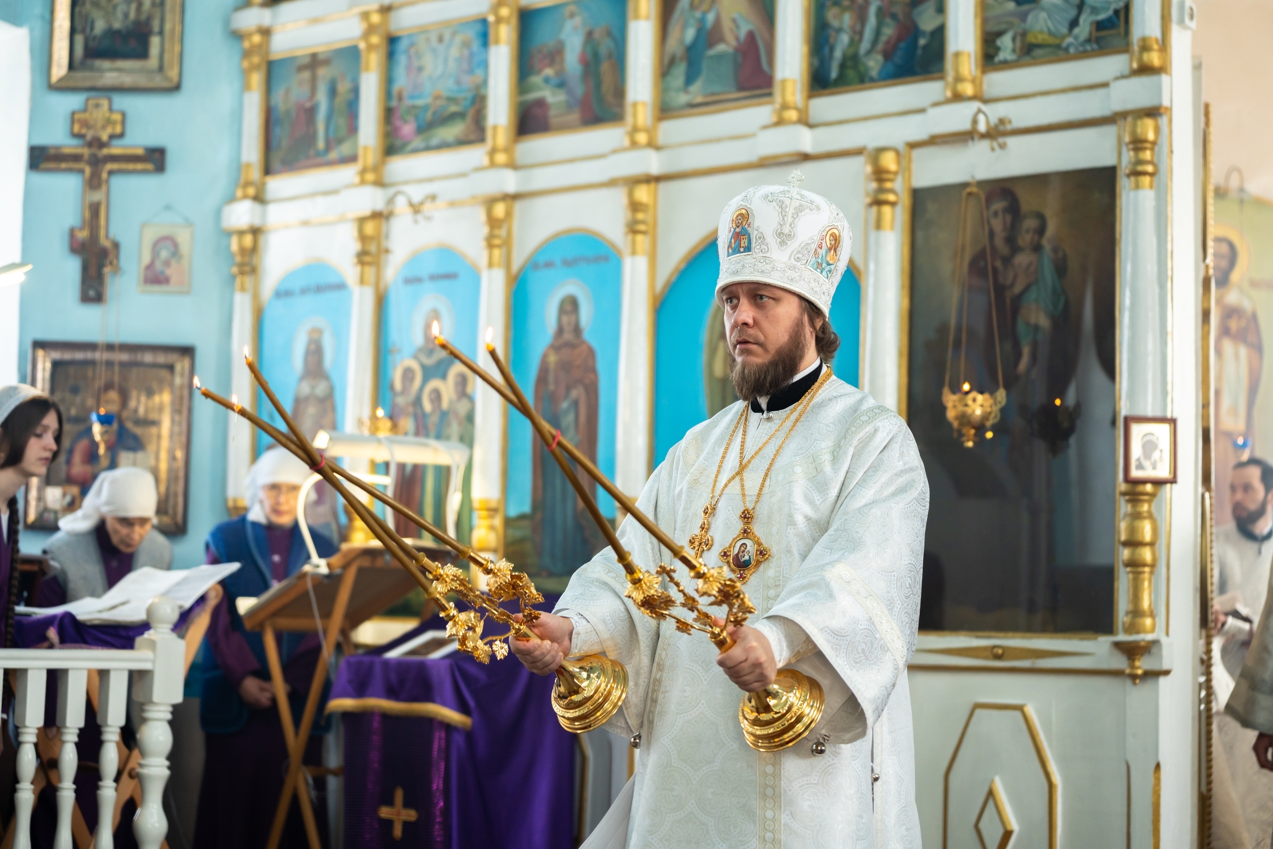 Литургия в Казанском храме г. Куса