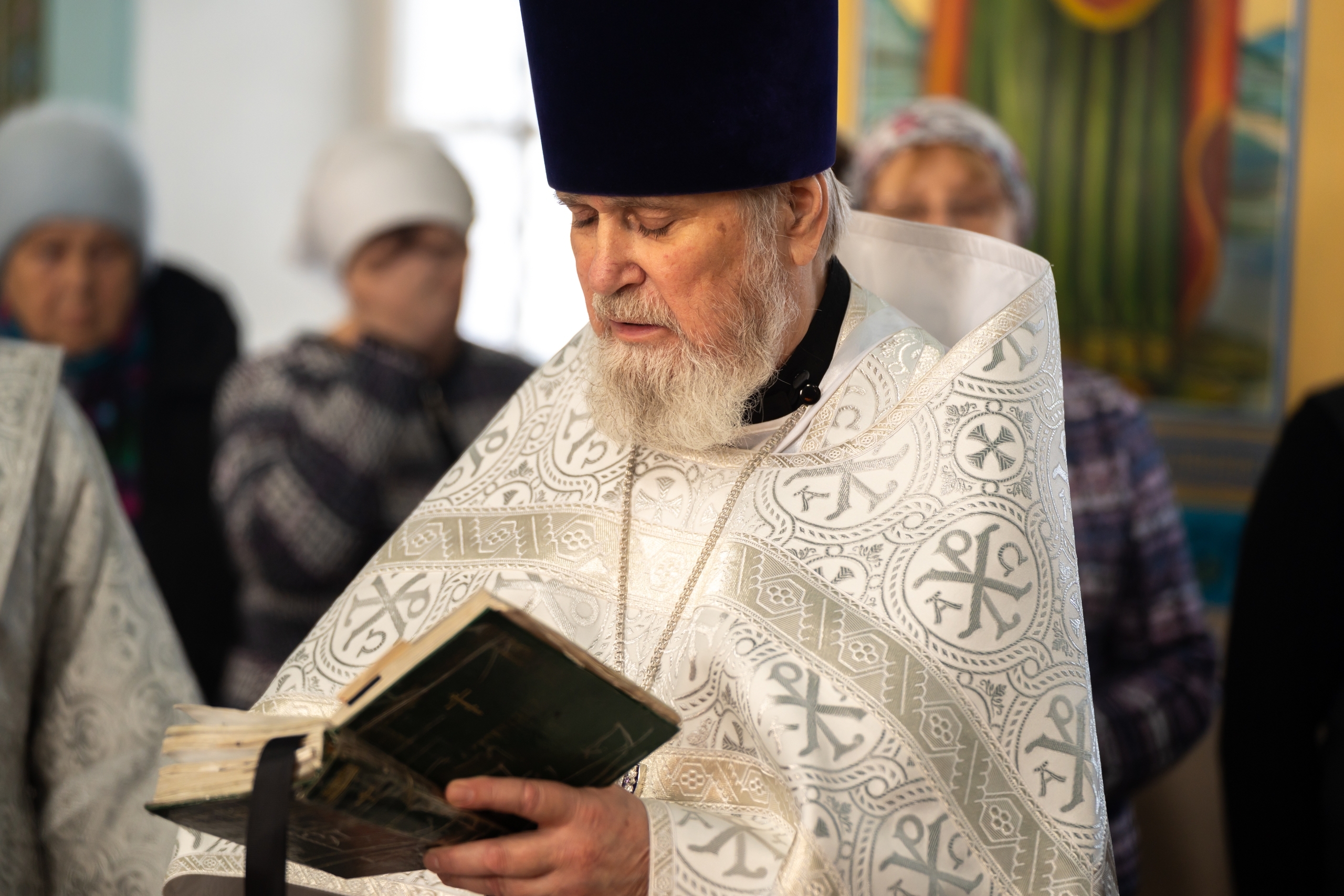Литургия в Казанском храме г. Куса