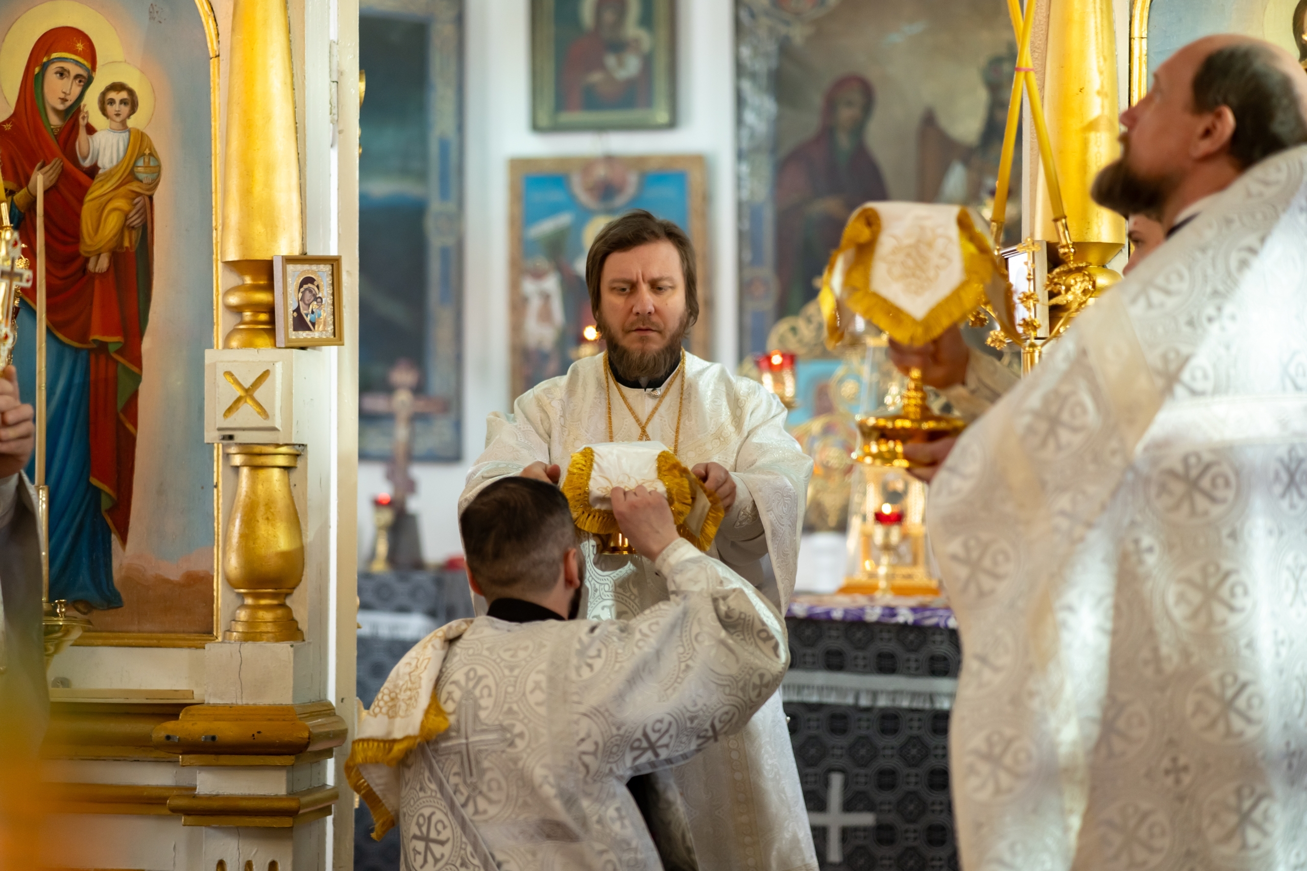 Литургия в Троицком храме г. Златоуст
