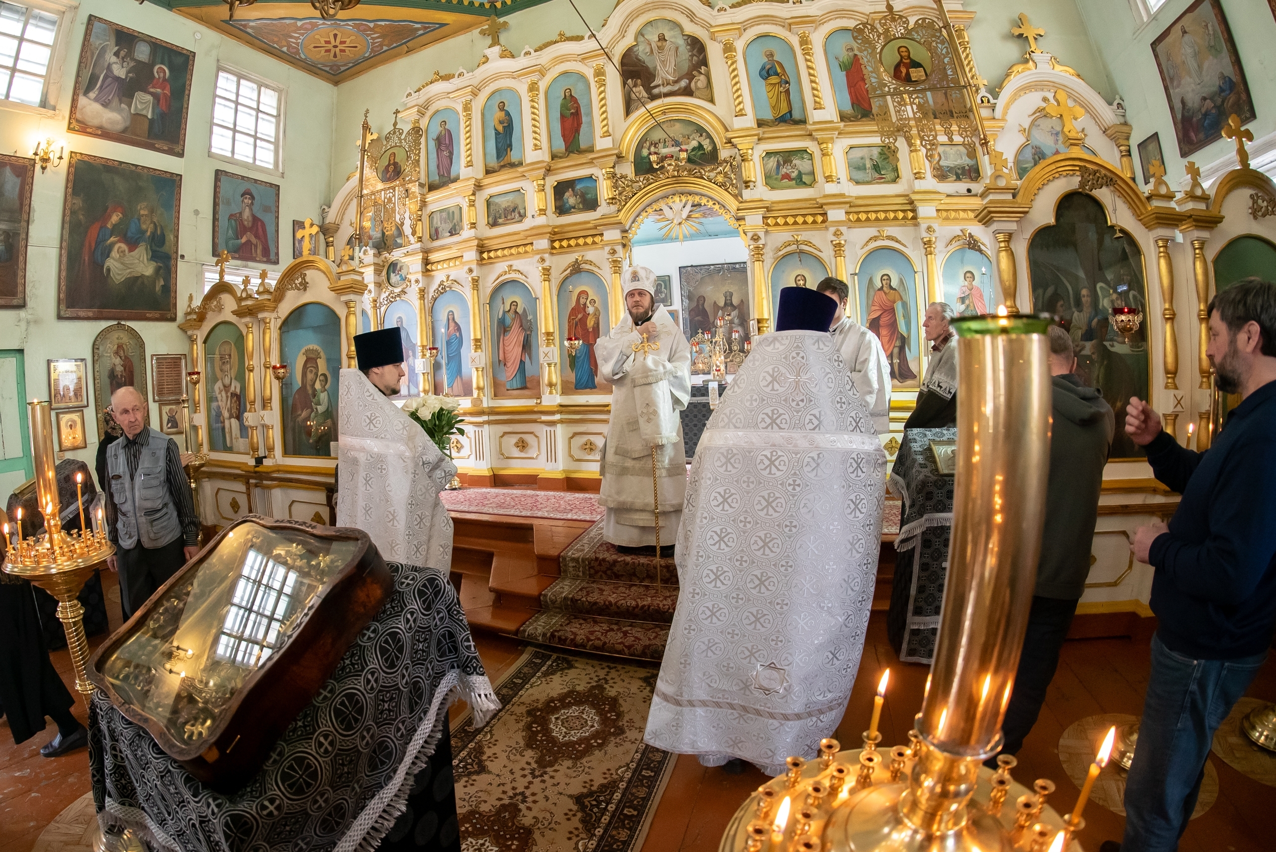 Литургия в Троицком храме г. Златоуст