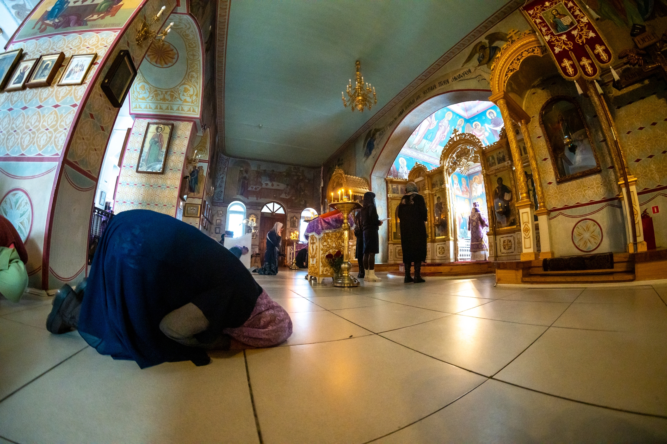 Литургия Преждеосвященных Даров в Серафимовском кафедральном соборе