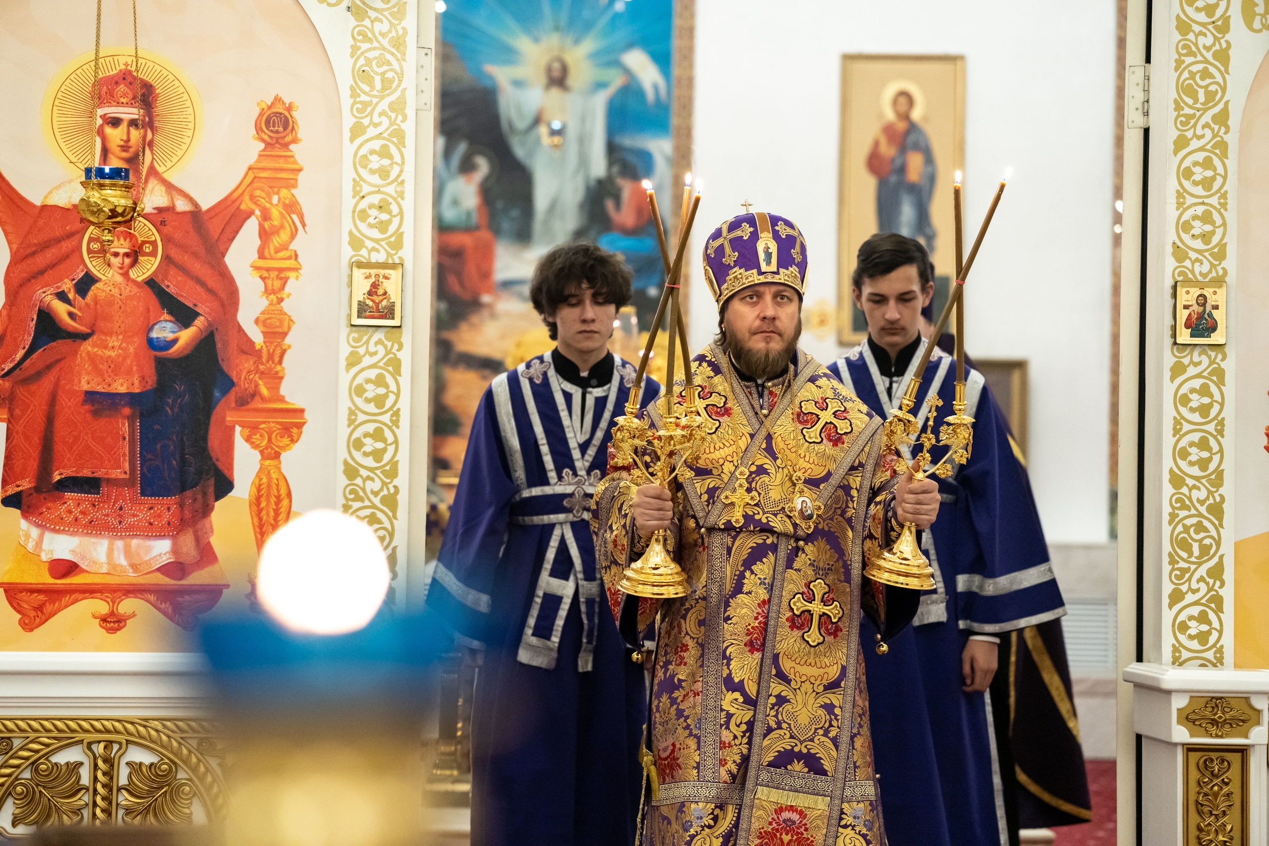 Всенощное бдение в Серафимовском кафедральном соборе