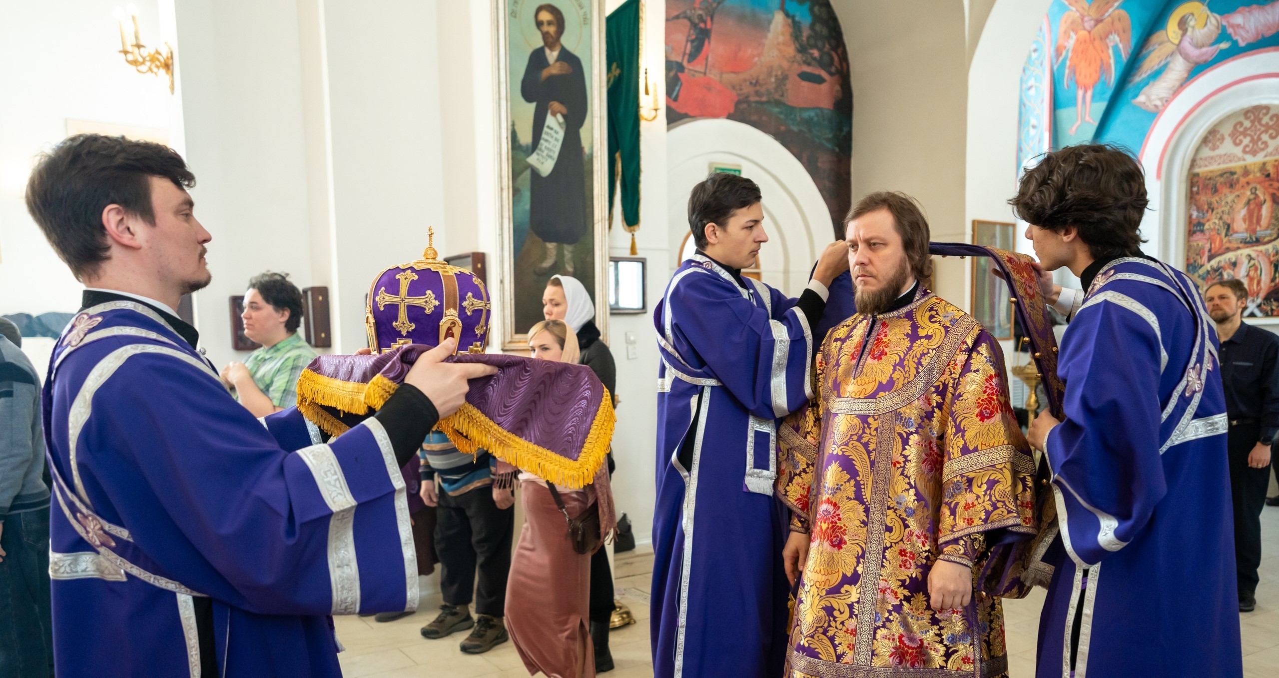 Божественная литургия и хиротония во иеродиакона монаха Флавиана (Горбаткова)