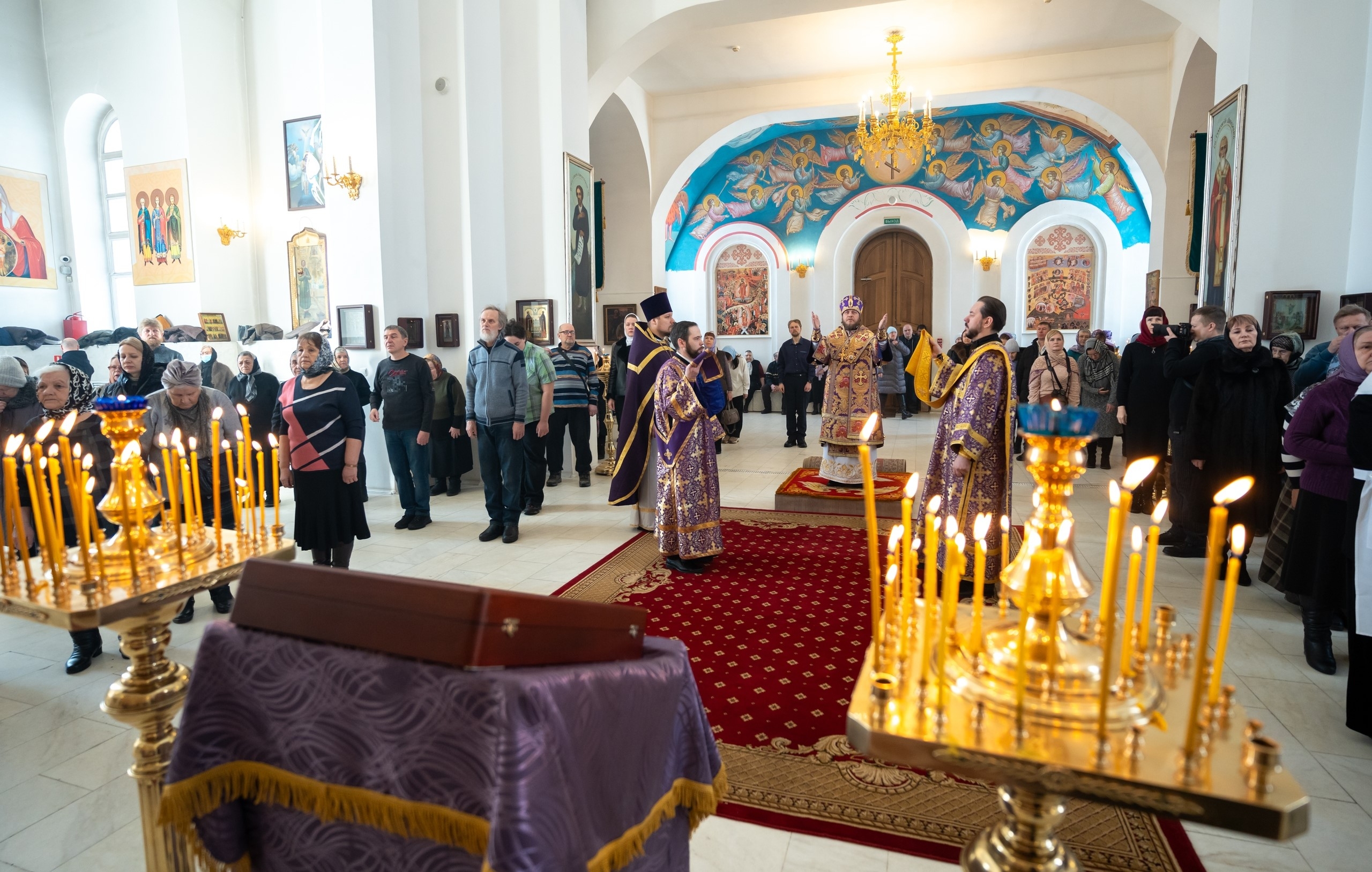 Божественная литургия и хиротония во иеродиакона монаха Флавиана (Горбаткова)