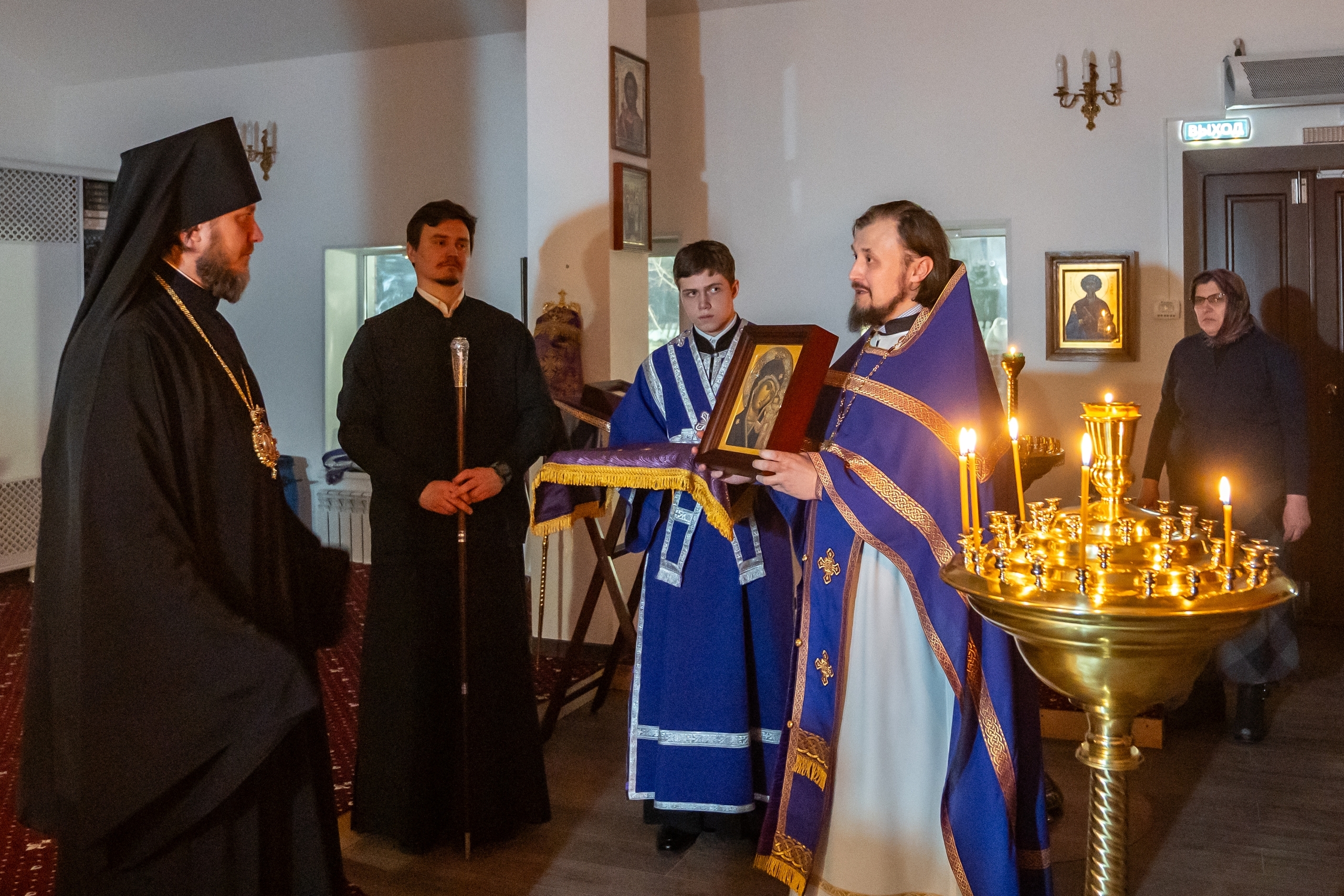 Литургия Преждеосвященных Даров на Архиерейском подворье Казанского храма г. Златоуст