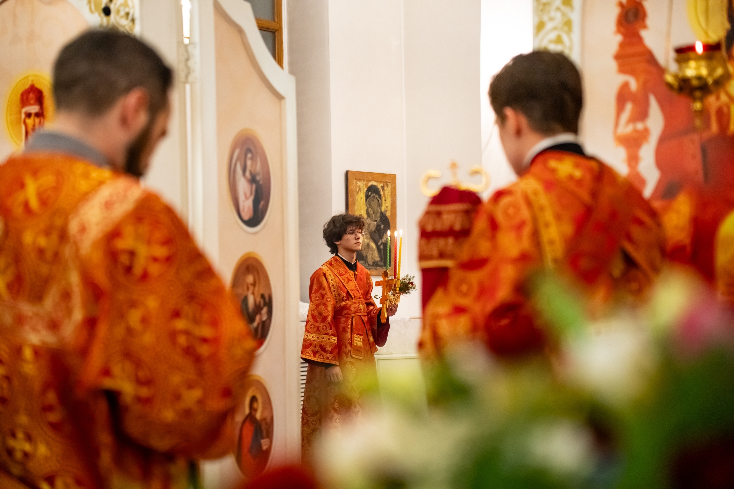 Пасхальное богослужение в Серафимовском кафедральном соборе