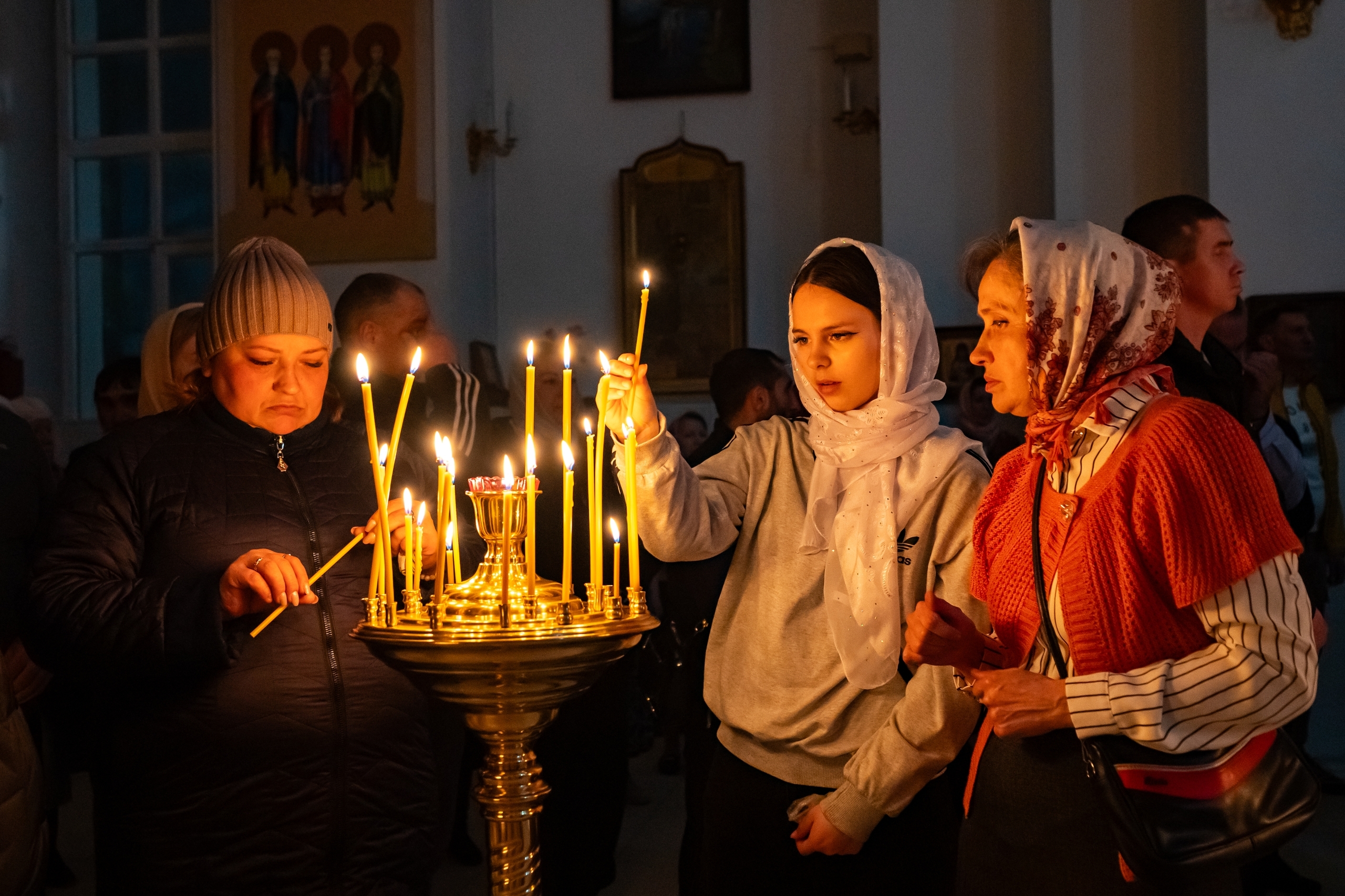 Пасхальное богослужение в Серафимовском кафедральном соборе