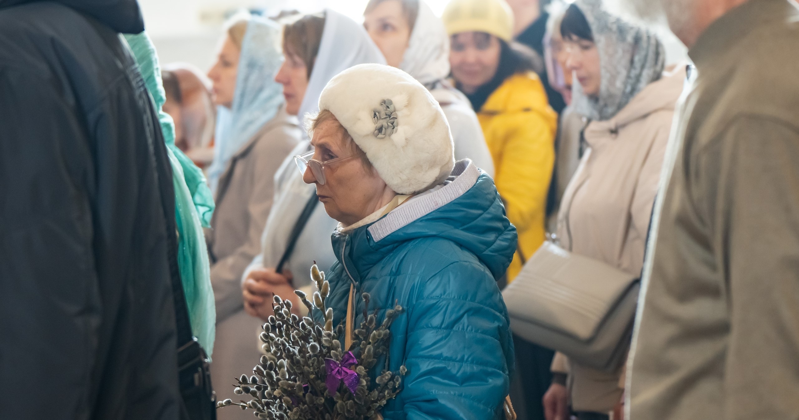Литургия в Вербное воскресенье в Серафимовском кафедральном соборе