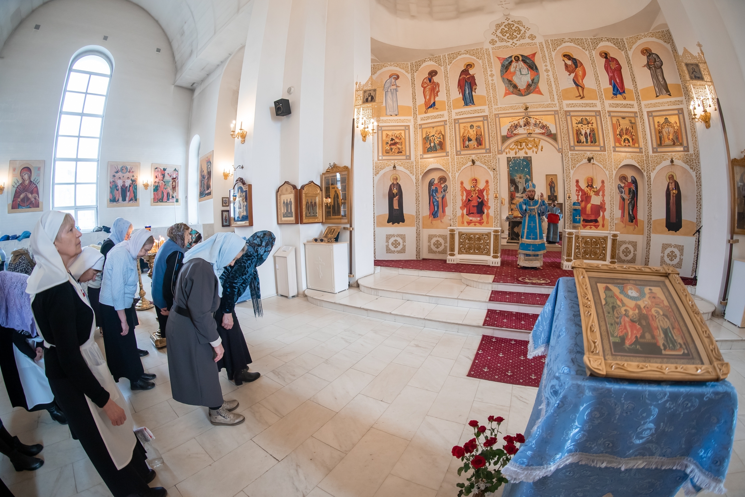 Литургия на Благовещение в Серафимовском кафедральном соборе