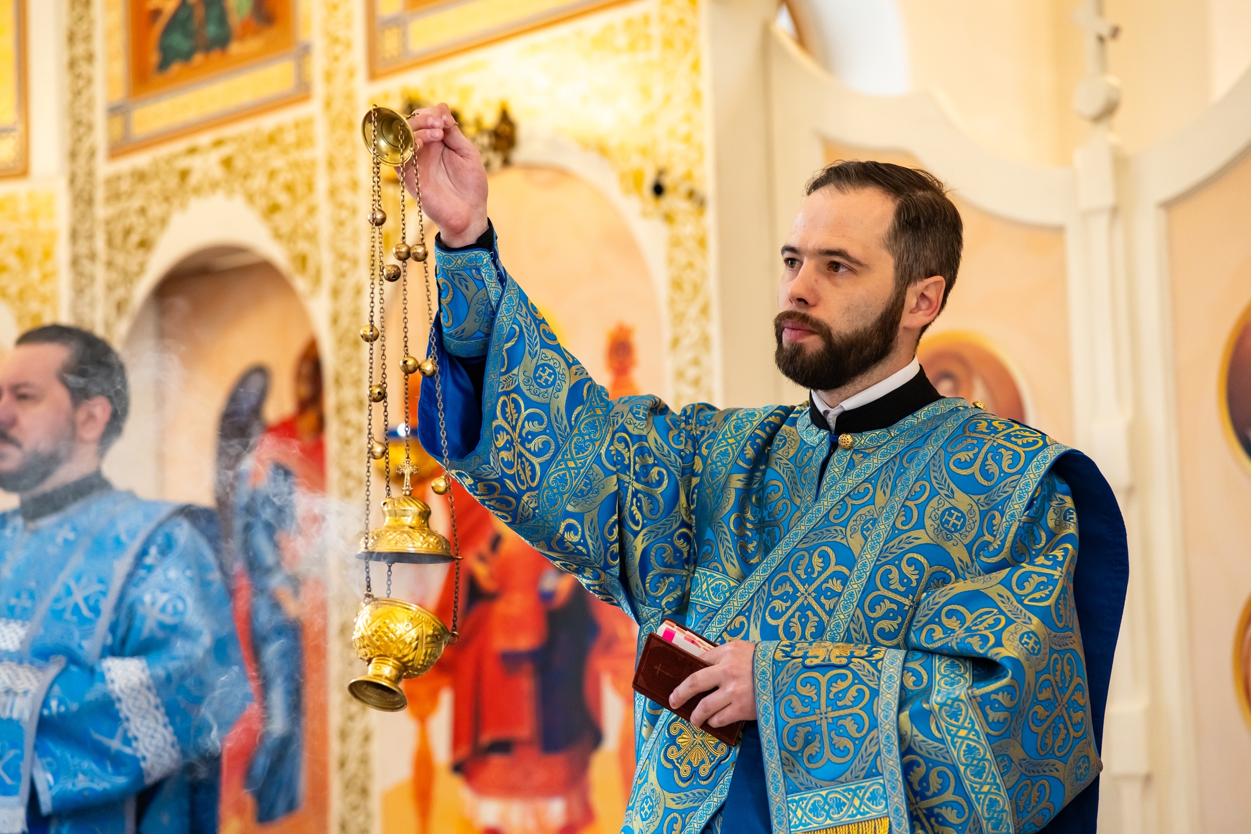 Литургия на Благовещение в Серафимовском кафедральном соборе