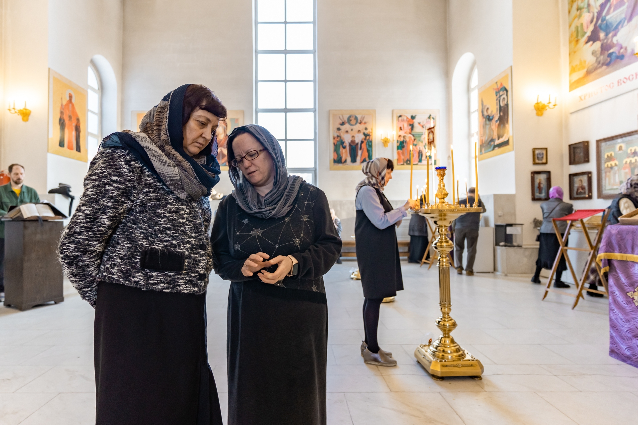 Литургия в Четверг Страстной седмицы в Серафимовском кафедральном соборе