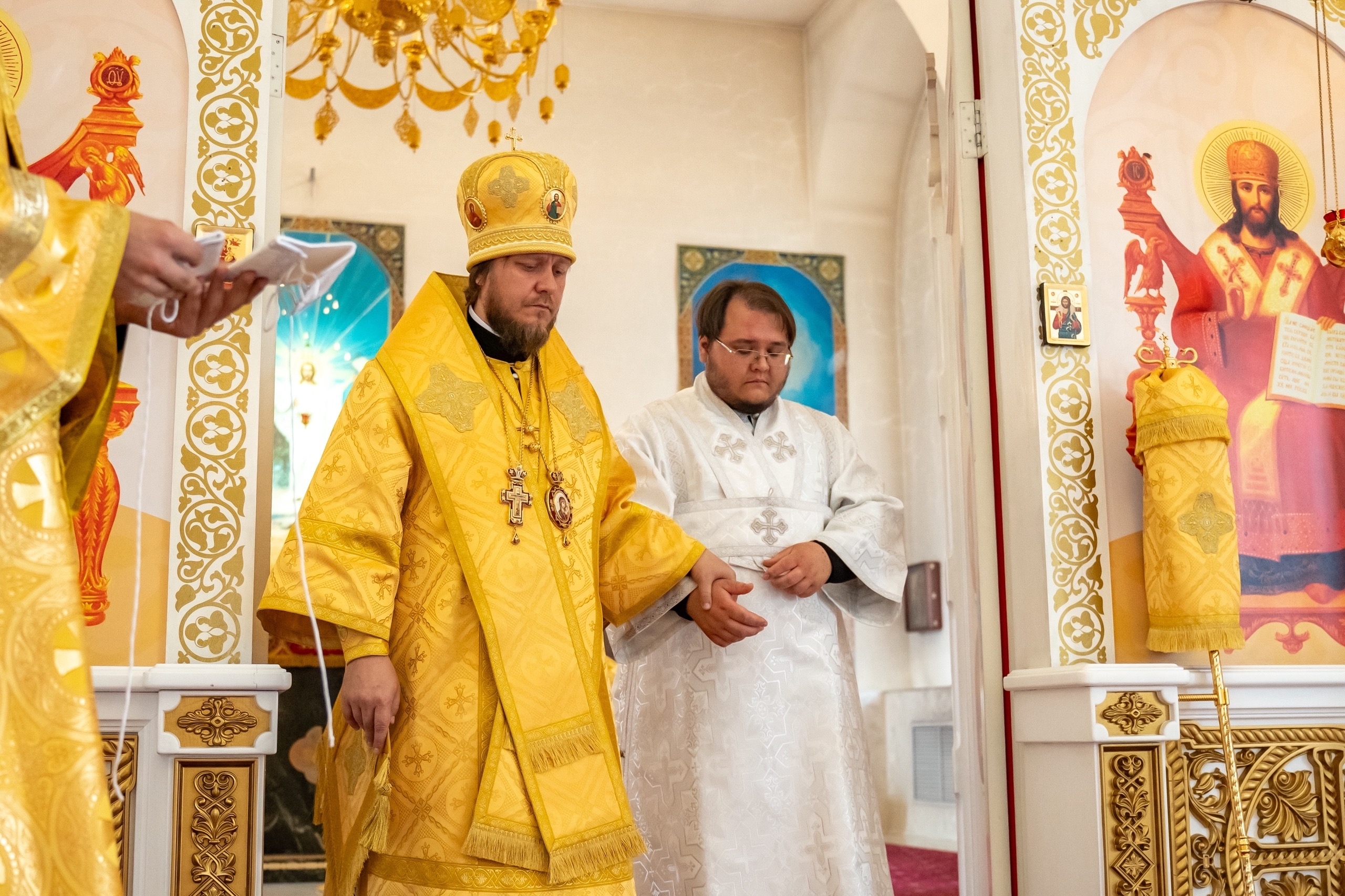 Литургия в Неделю 7-ую по Пятидесятнице. Диаконская хиротония Александра Мысливчука