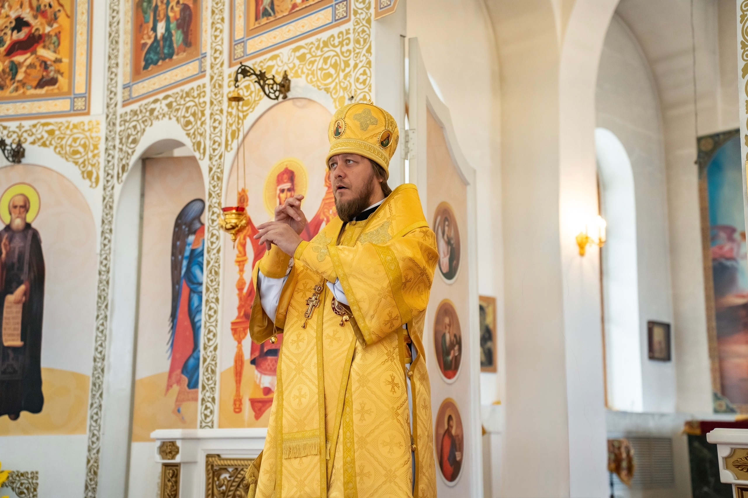 Литургия в Неделю 7-ую по Пятидесятнице. Диаконская хиротония Александра Мысливчука